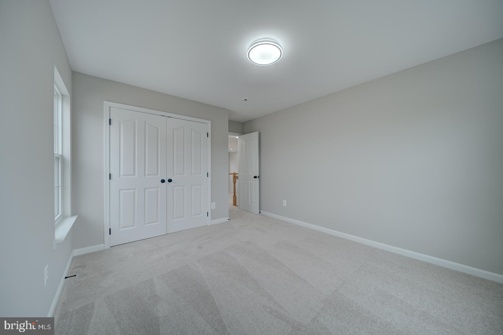 EAST VALLEY OAKS - Residential