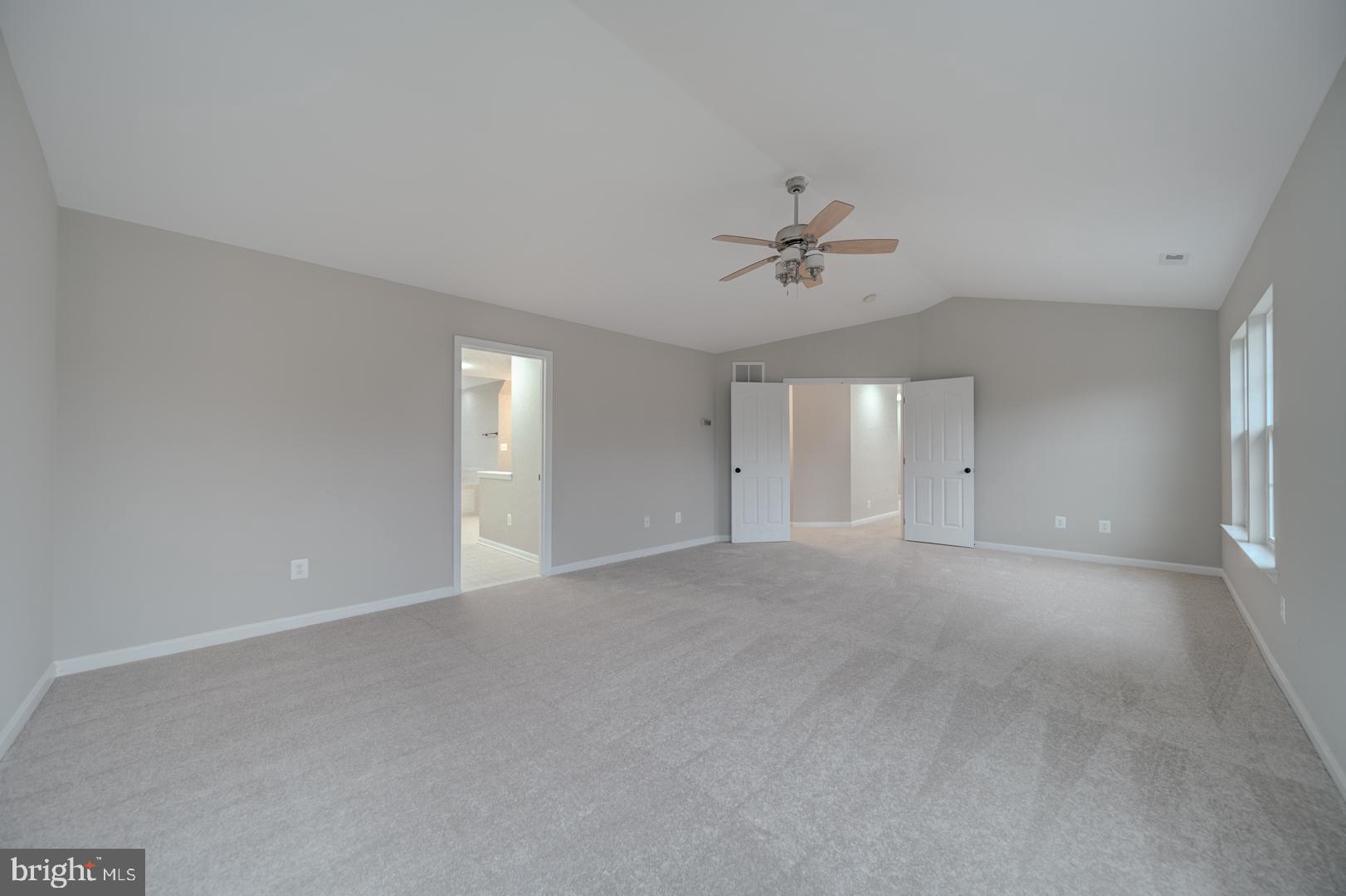 EAST VALLEY OAKS - Residential