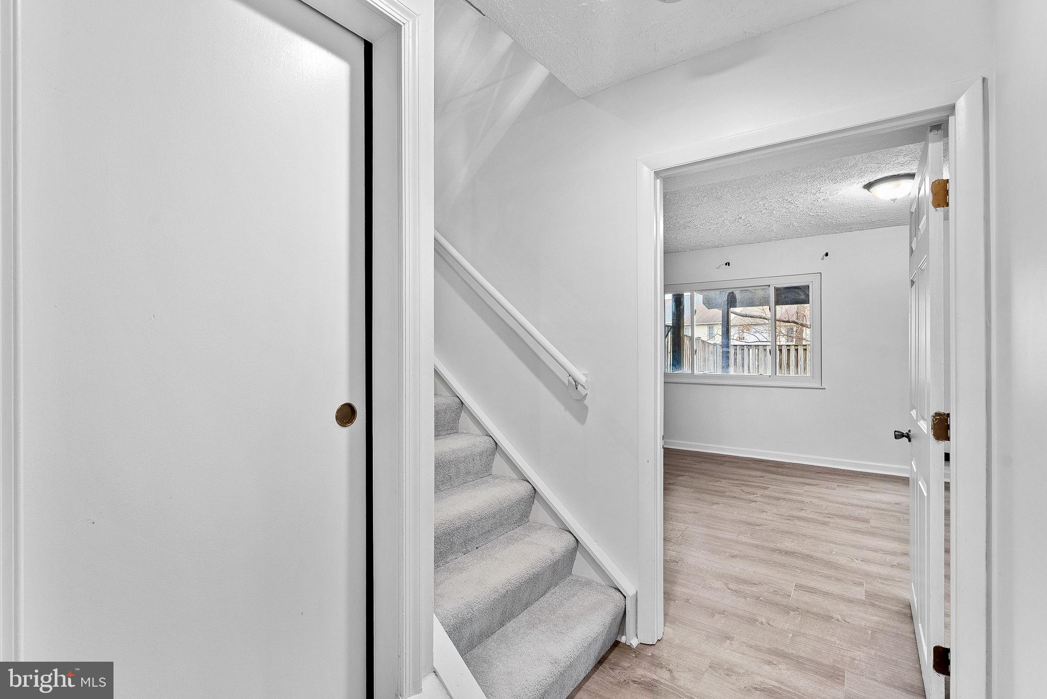 HERITAGE ESTATES - Residential Lease