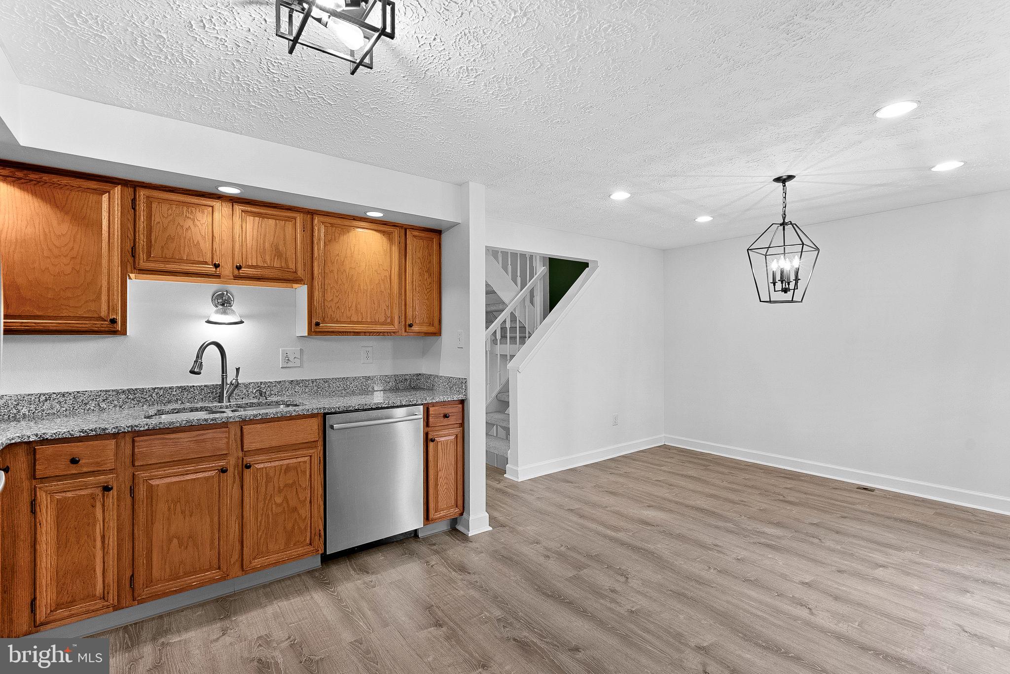 HERITAGE ESTATES - Residential Lease