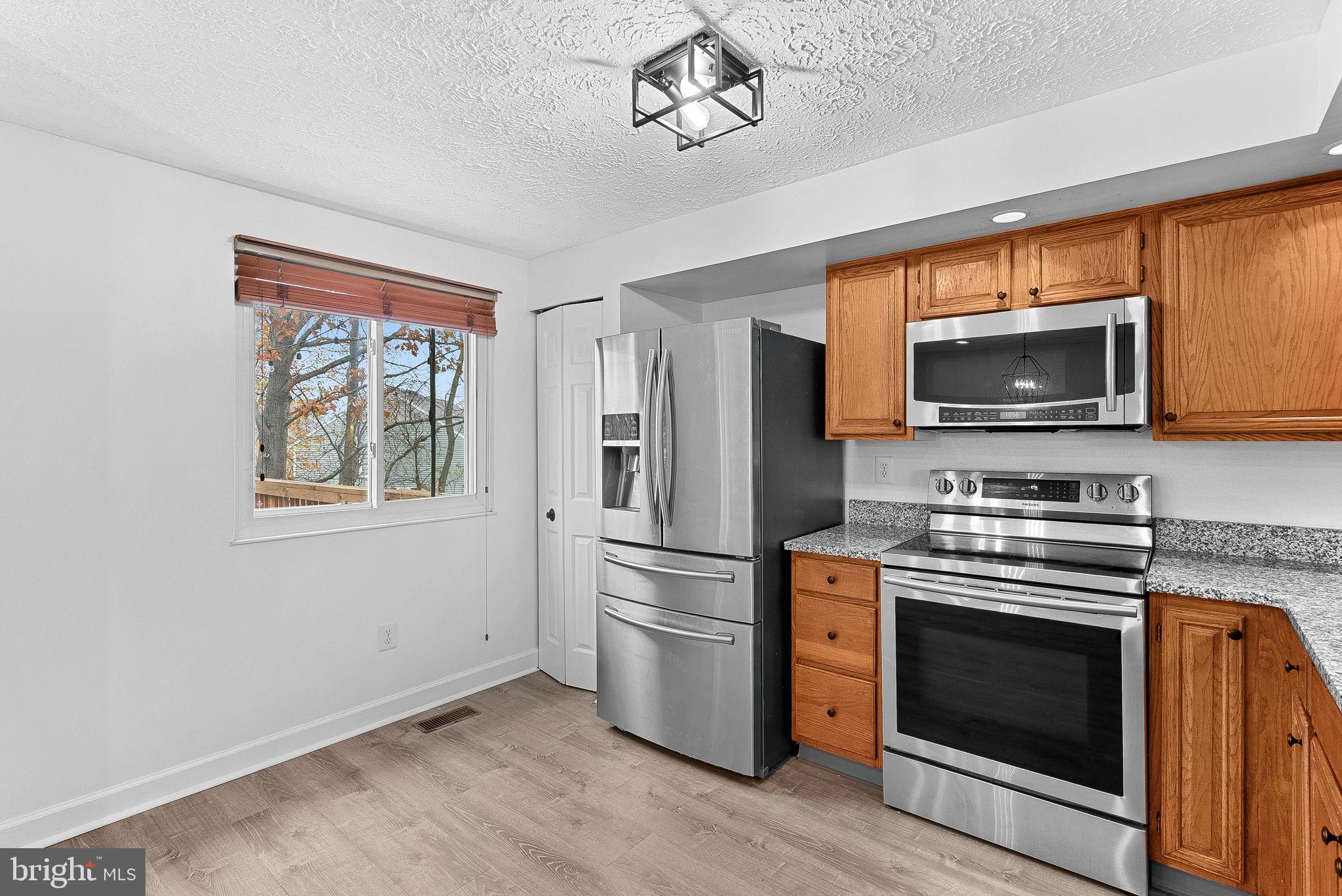 HERITAGE ESTATES - Residential Lease