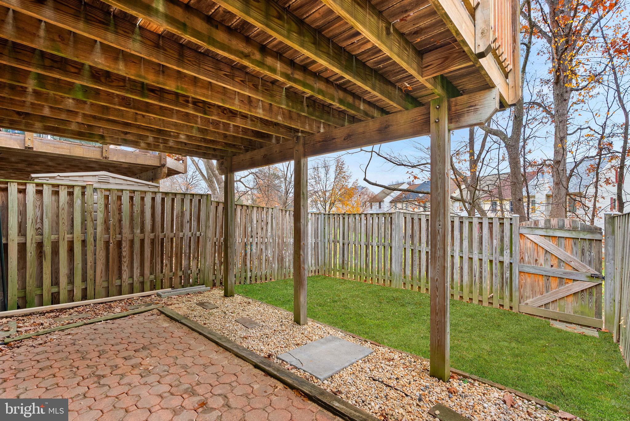 HERITAGE ESTATES - Residential Lease