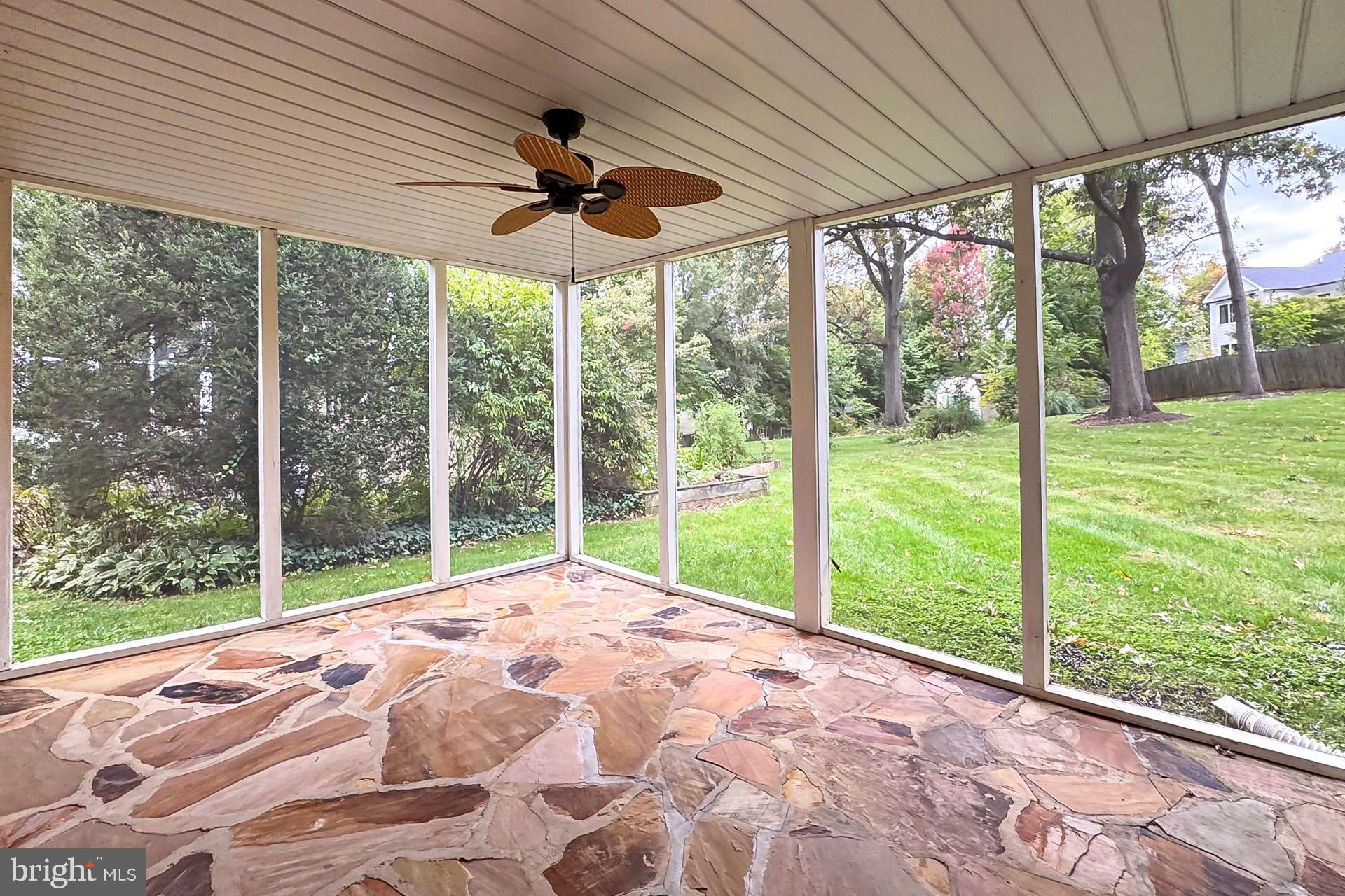 WEST MC LEAN - Residential