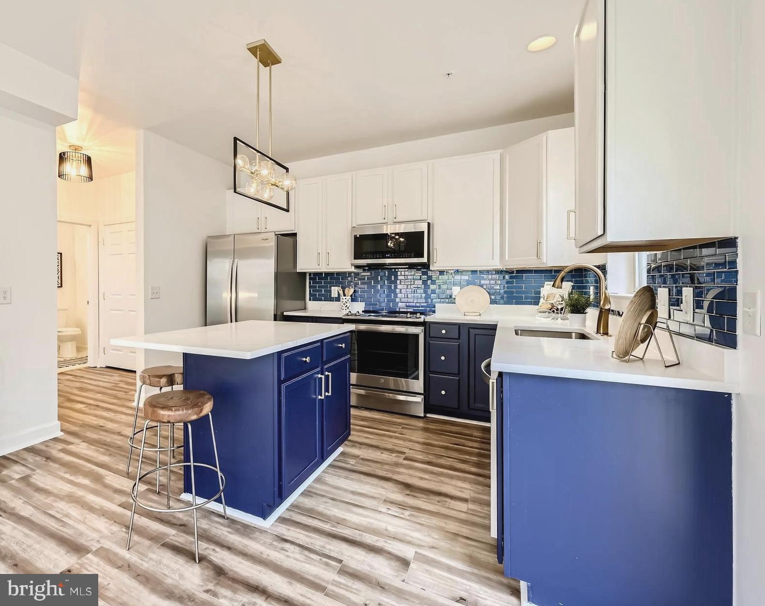 CANTON - Residential