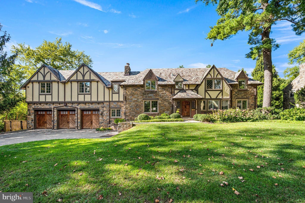 Photo of 1205 Andover Road, WYNNEWOOD, PA 19096 (MLS # PAMC2195052)