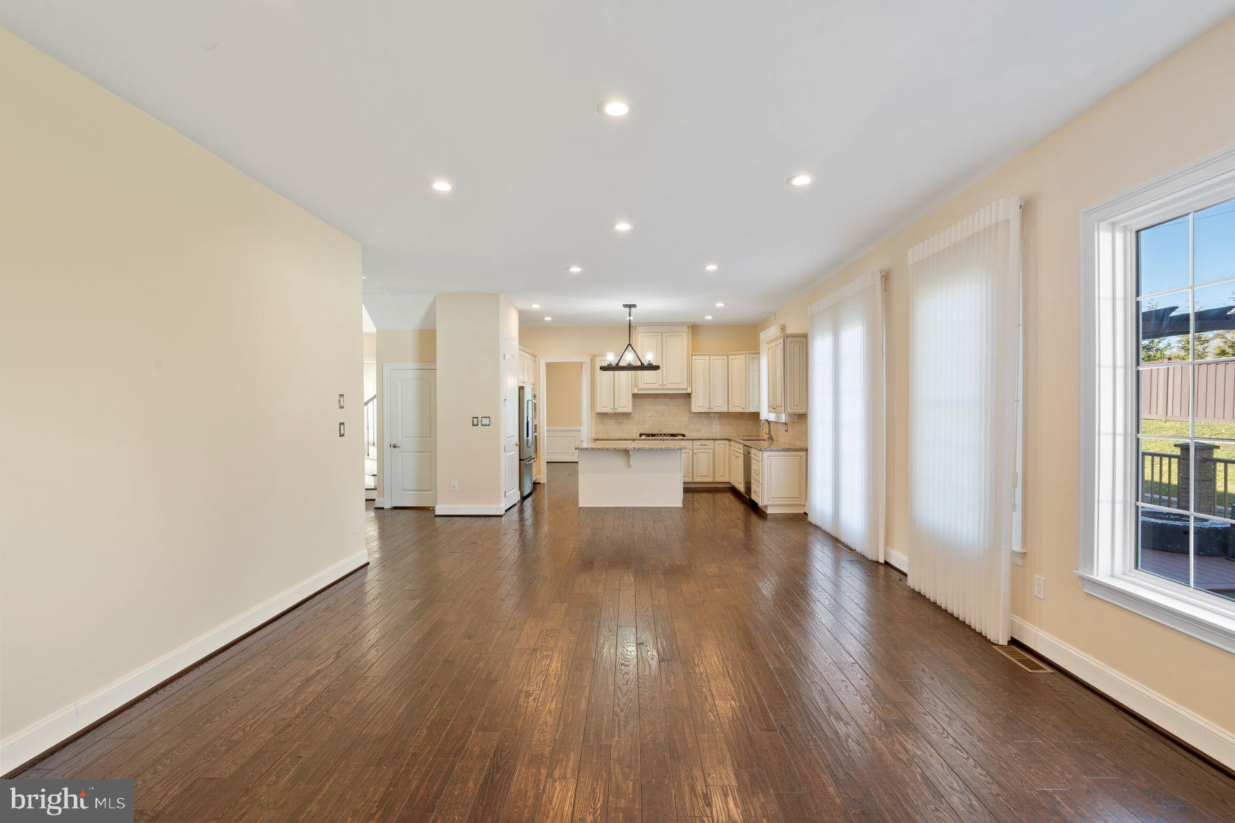 MILL CREEK ESTATES - Residential