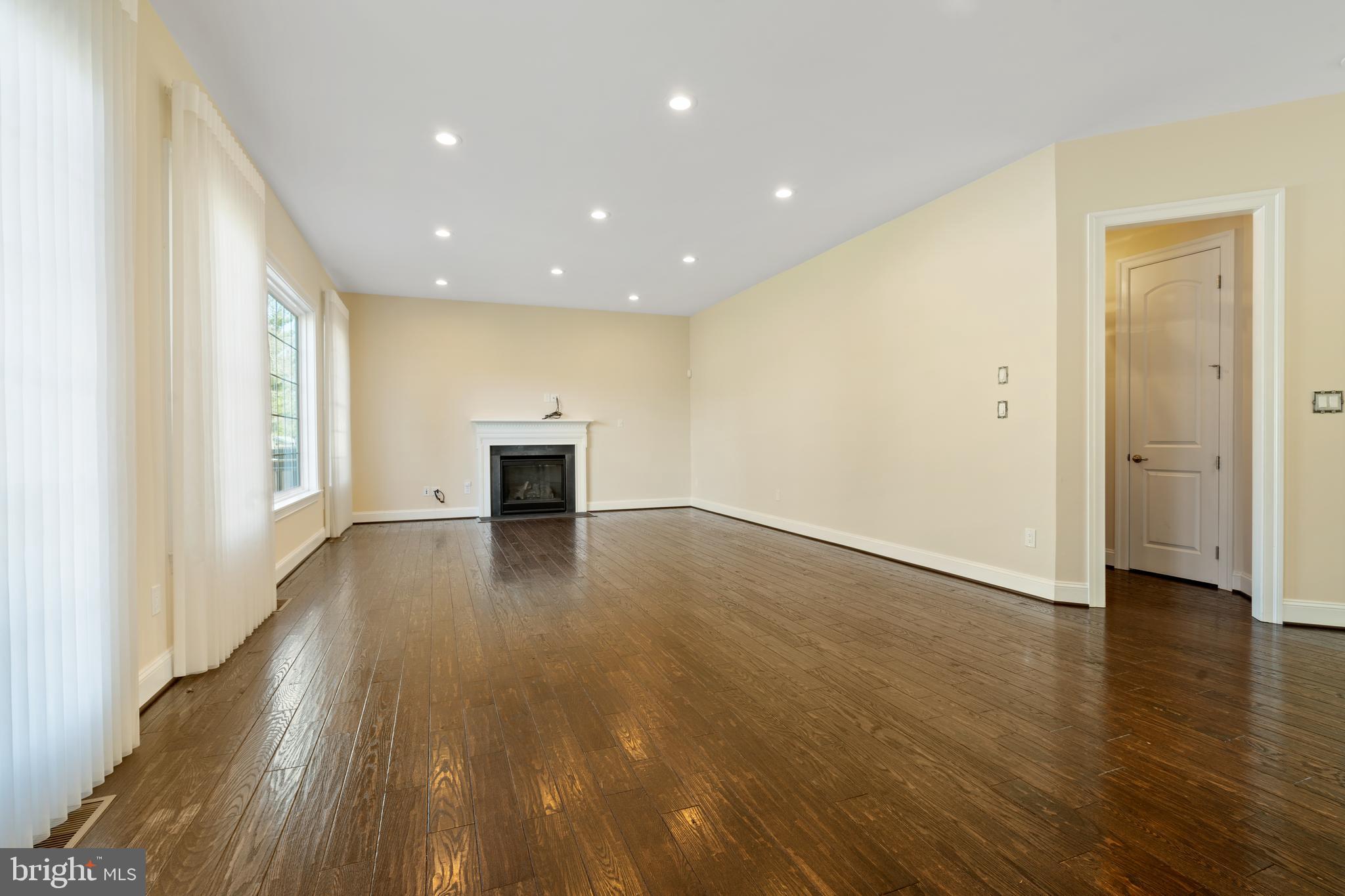 MILL CREEK ESTATES - Residential