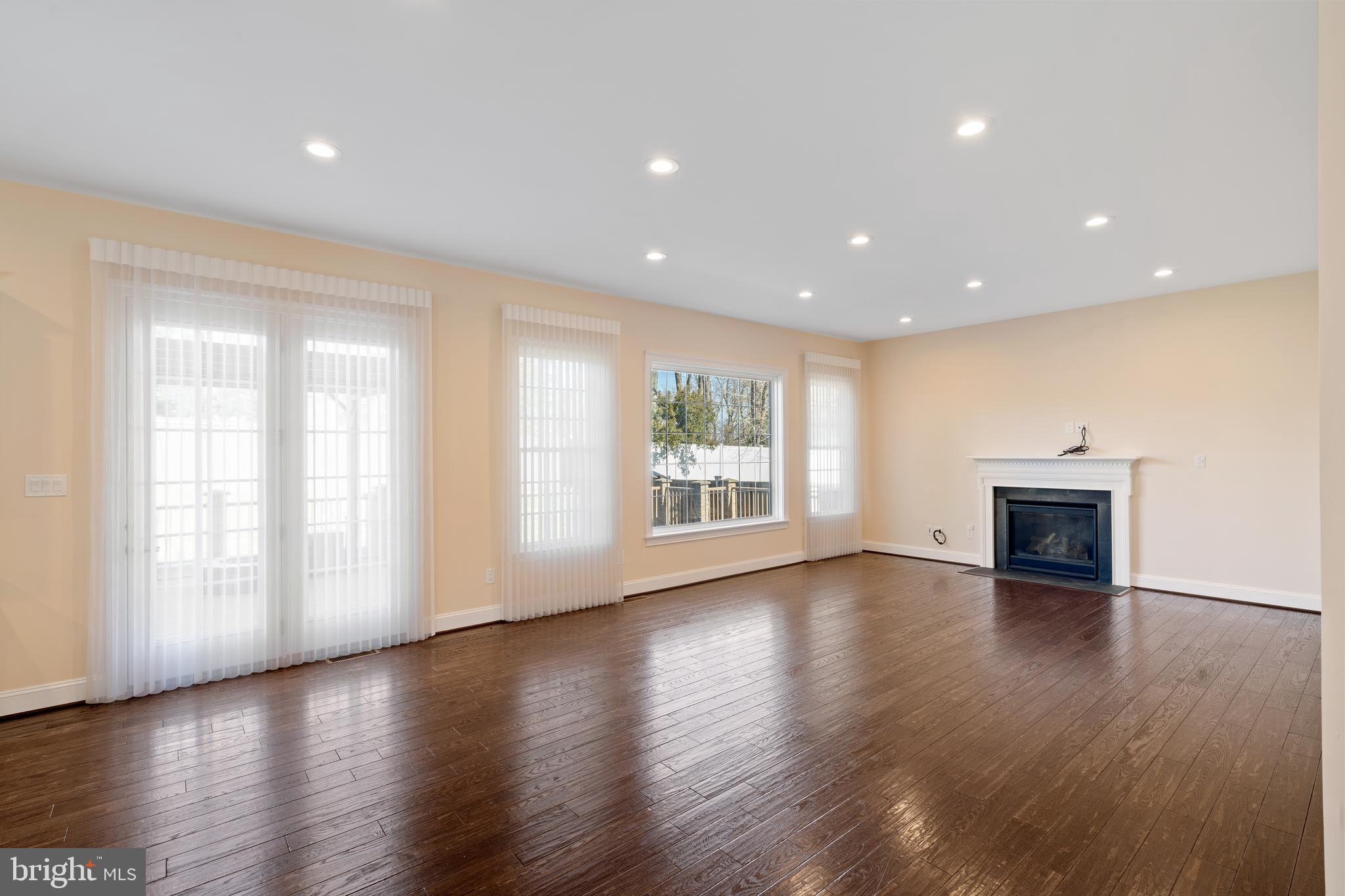 MILL CREEK ESTATES - Residential