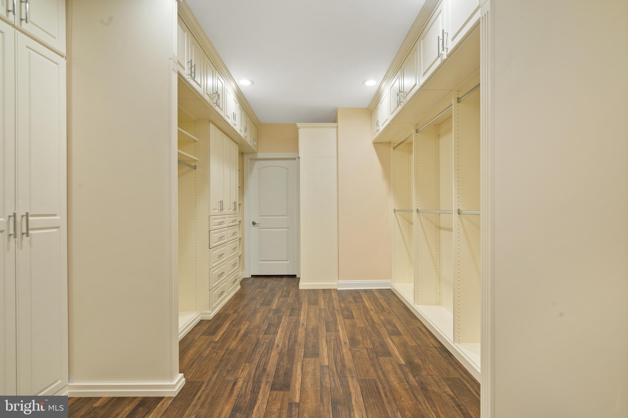 MILL CREEK ESTATES - Residential