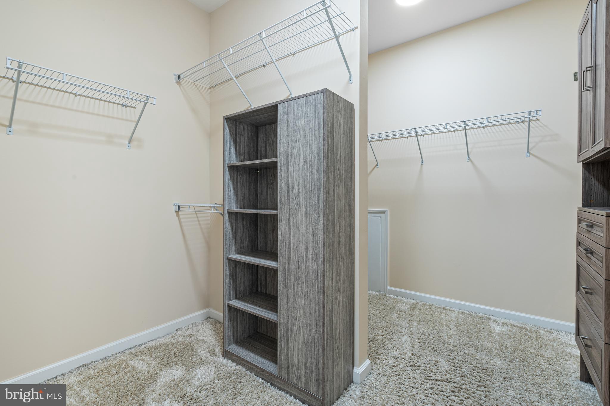 MILL CREEK ESTATES - Residential