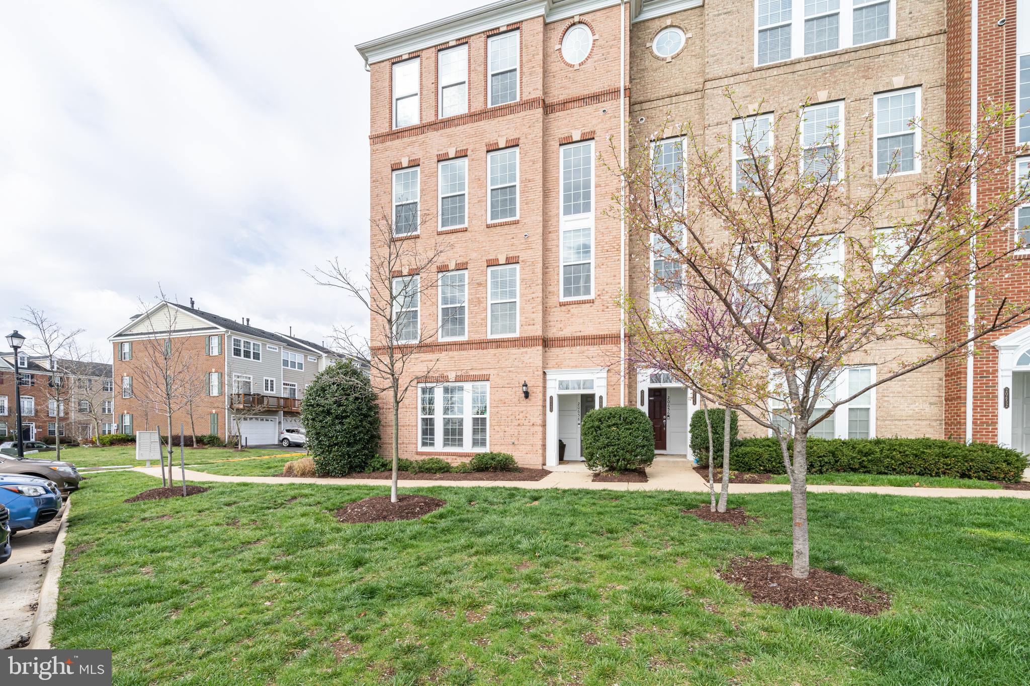 GOOSE CREEK VILLAGE CONDOMINIUM - Residential