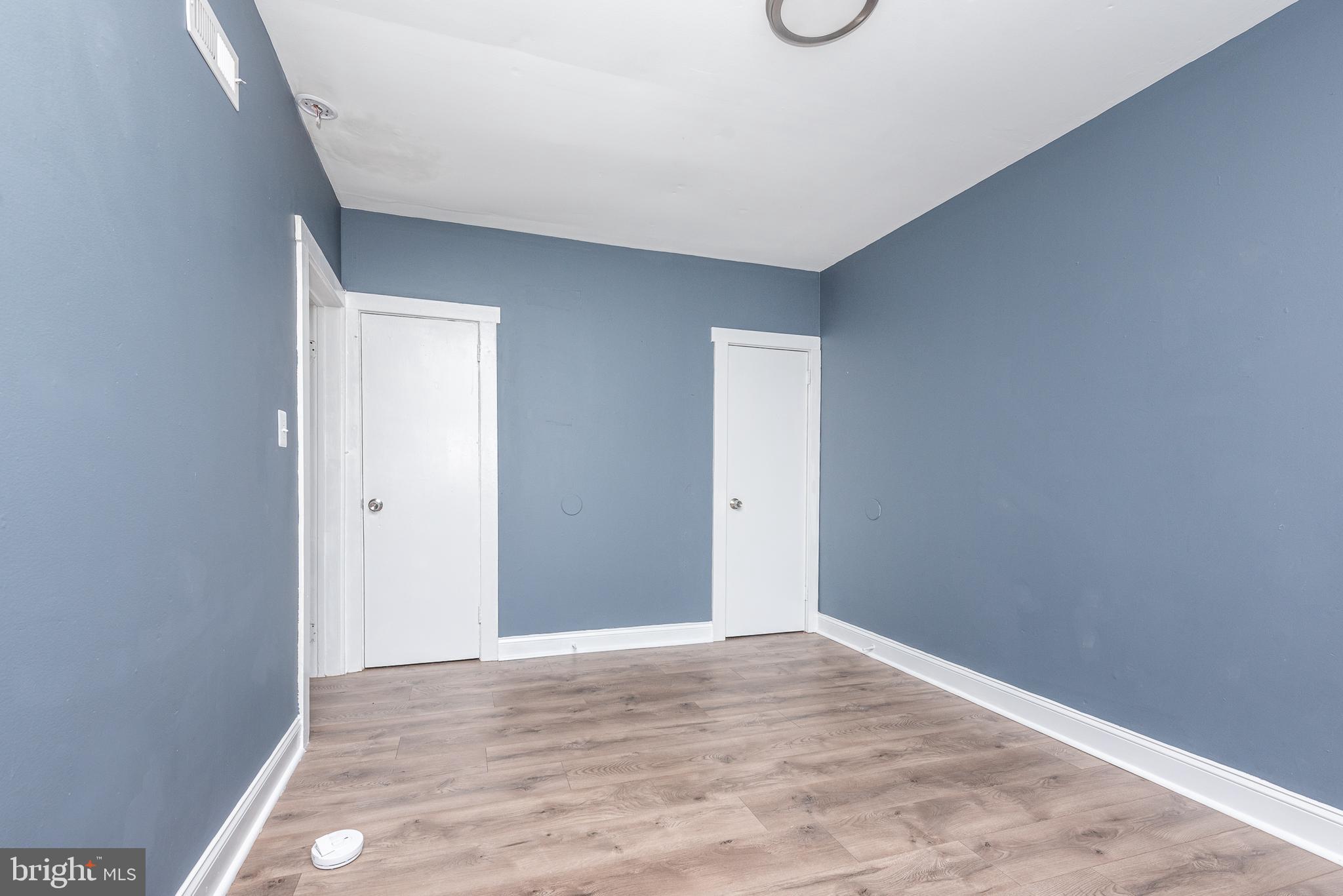 MIDDLE RIVER - Residential Lease