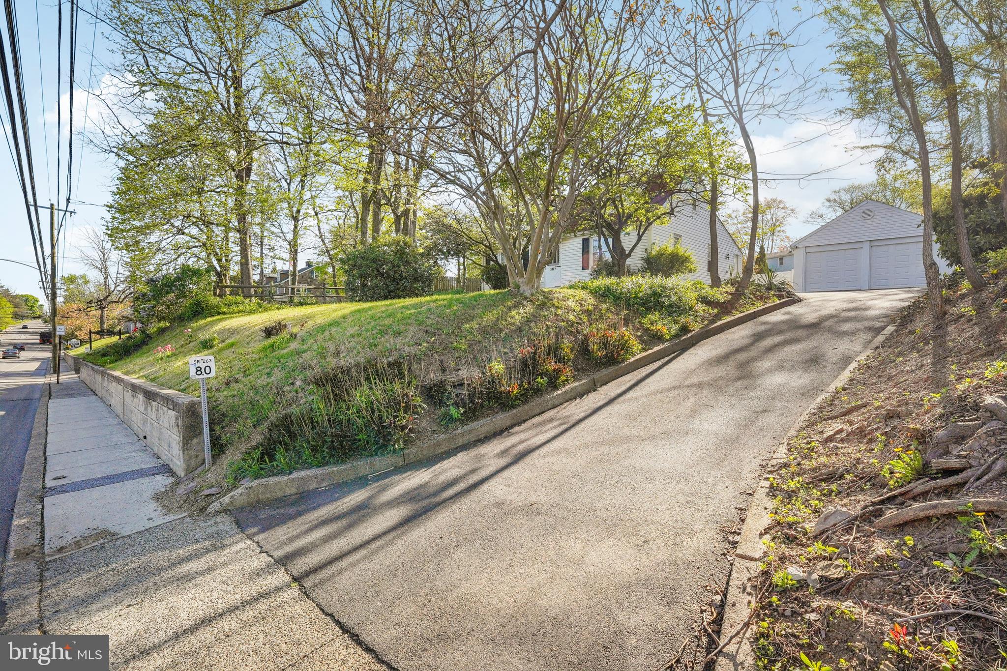 HUNTERS RUN - Residential