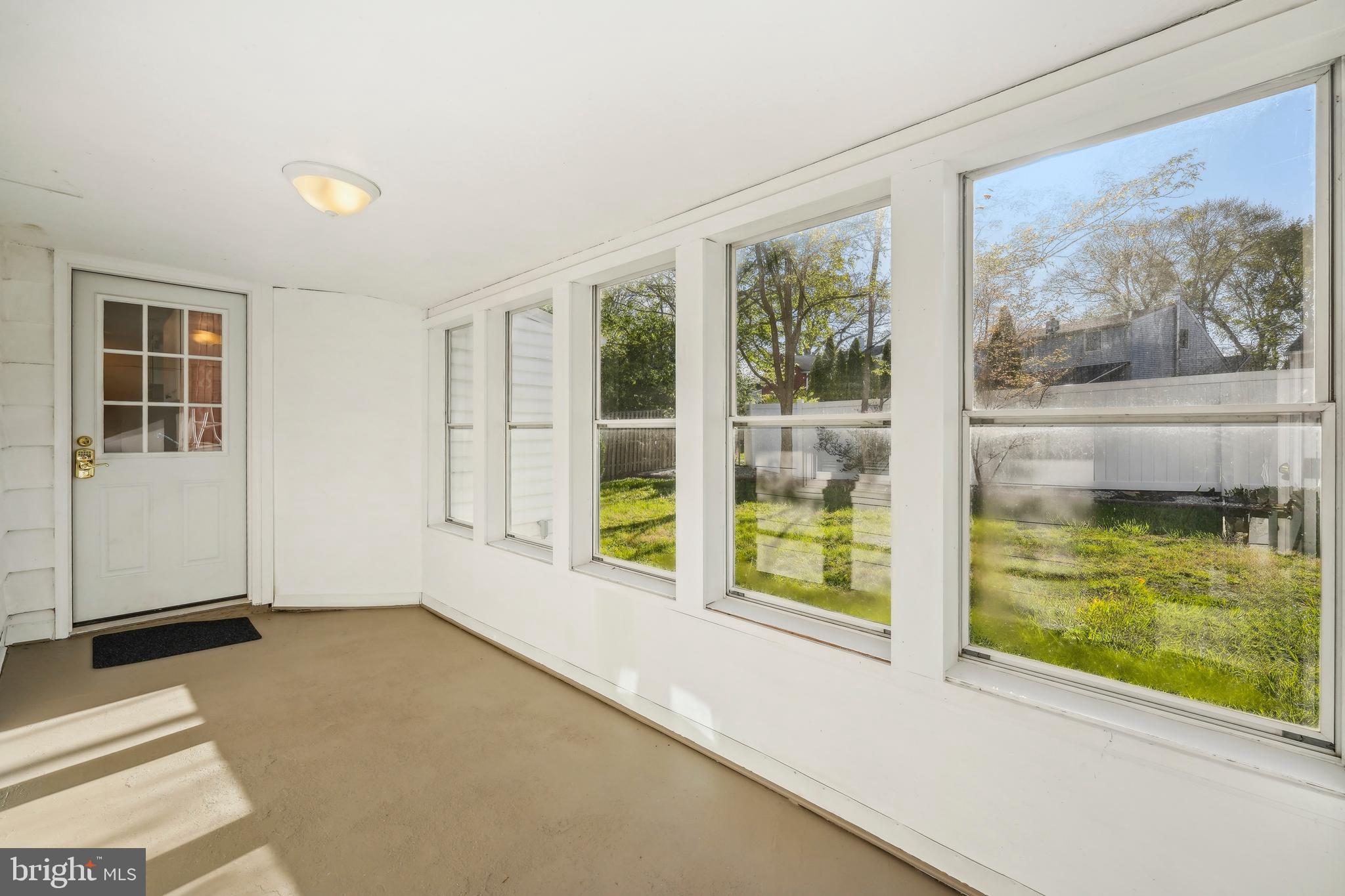 HUNTERS RUN - Residential