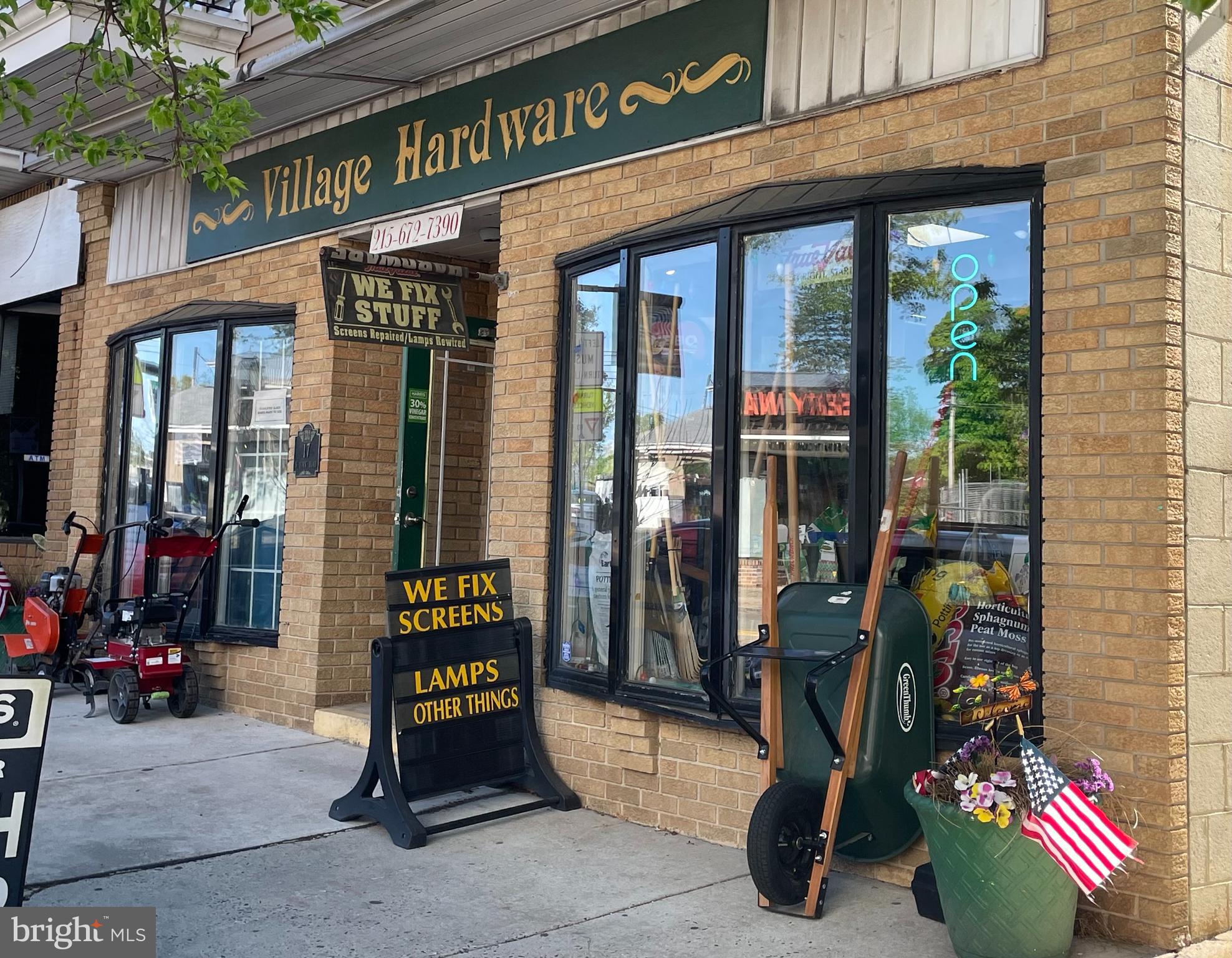 HUNTERS RUN - Residential