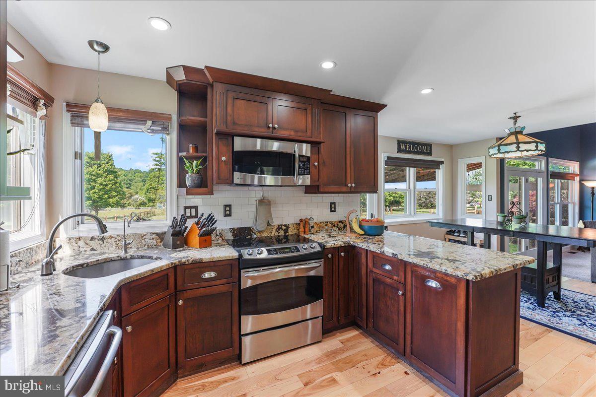 DUCK FARM - Residential