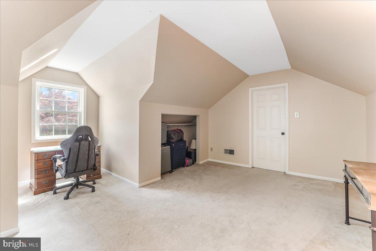 DUCK FARM - Residential