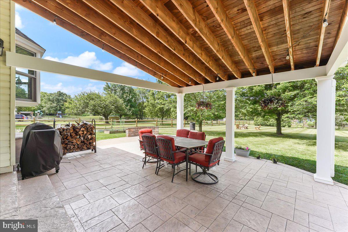 DUCK FARM - Residential