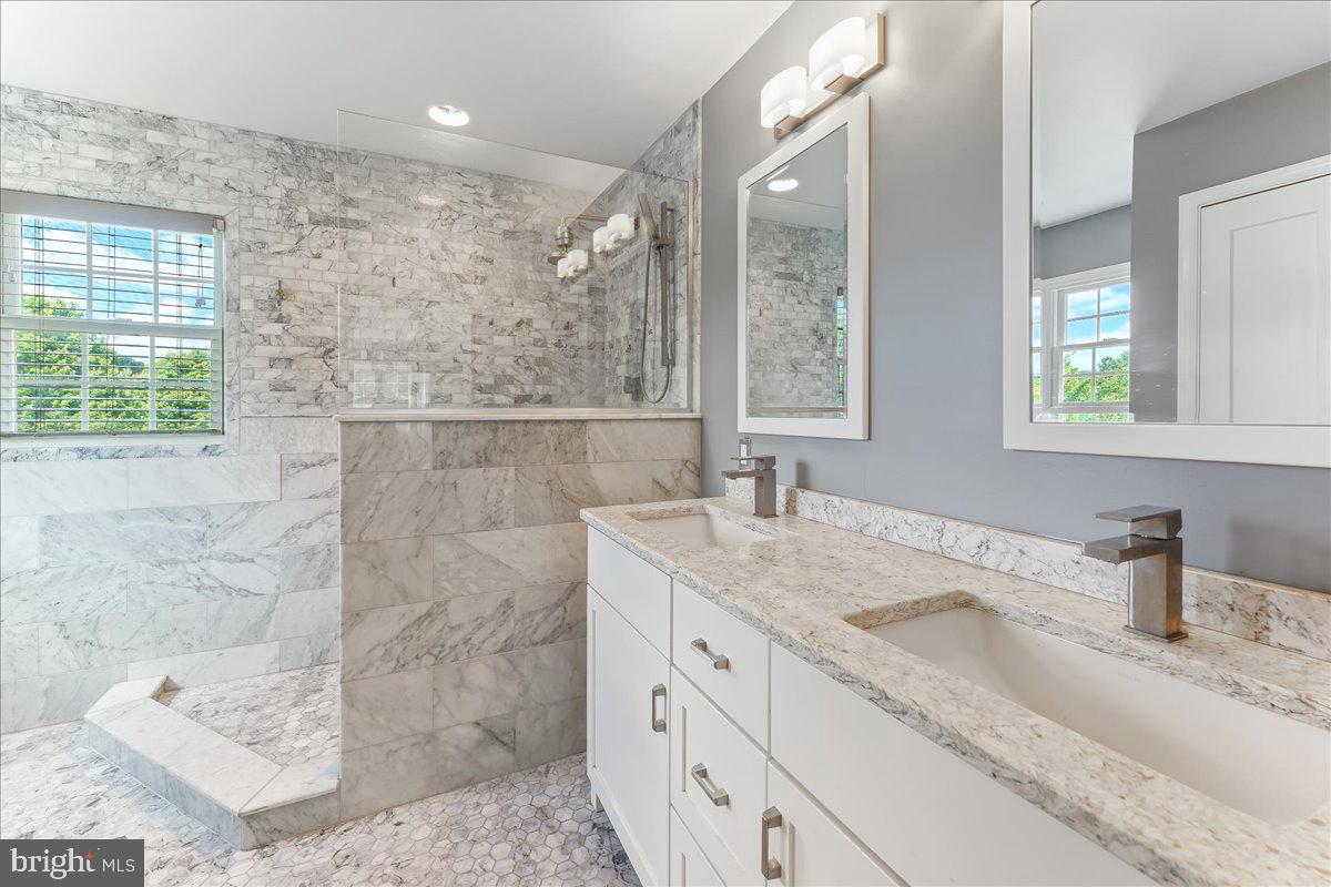 DUCK FARM - Residential