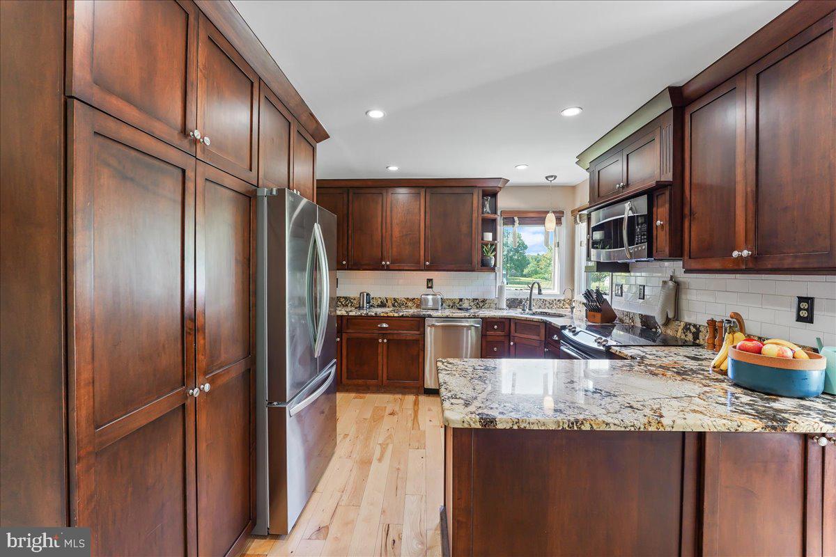 DUCK FARM - Residential