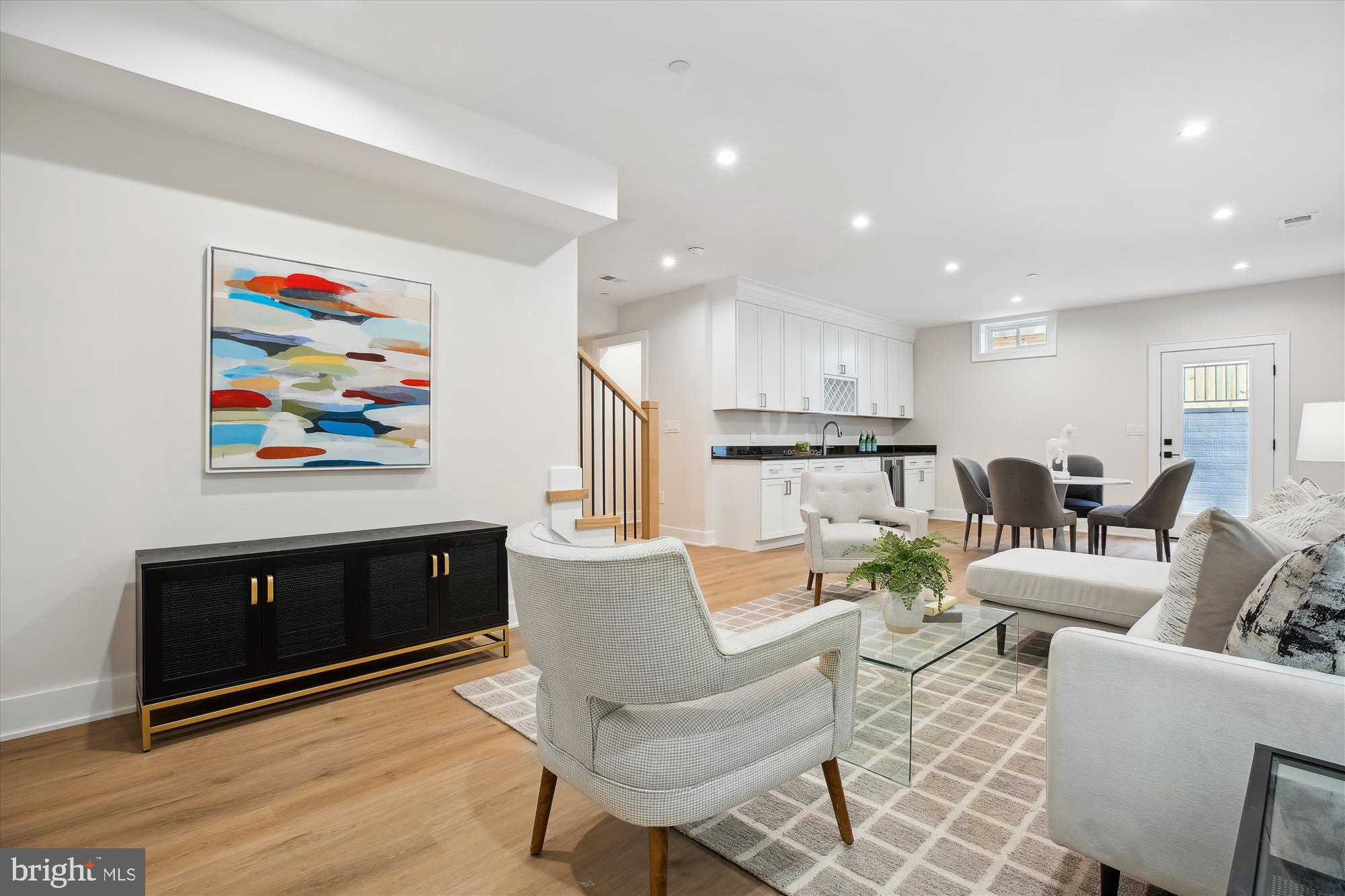 KENSINGTON HEIGHTS - Residential