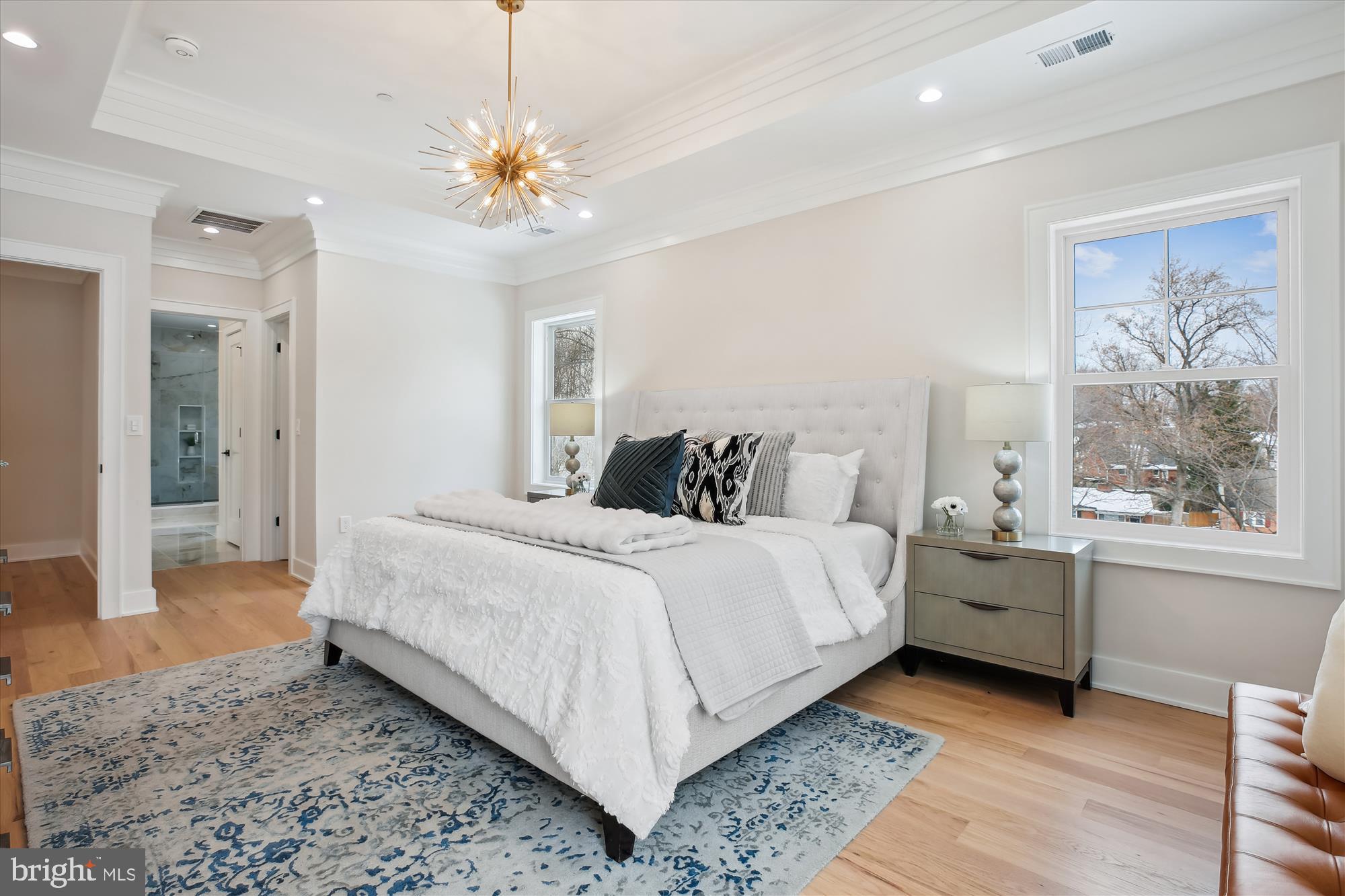 KENSINGTON HEIGHTS - Residential