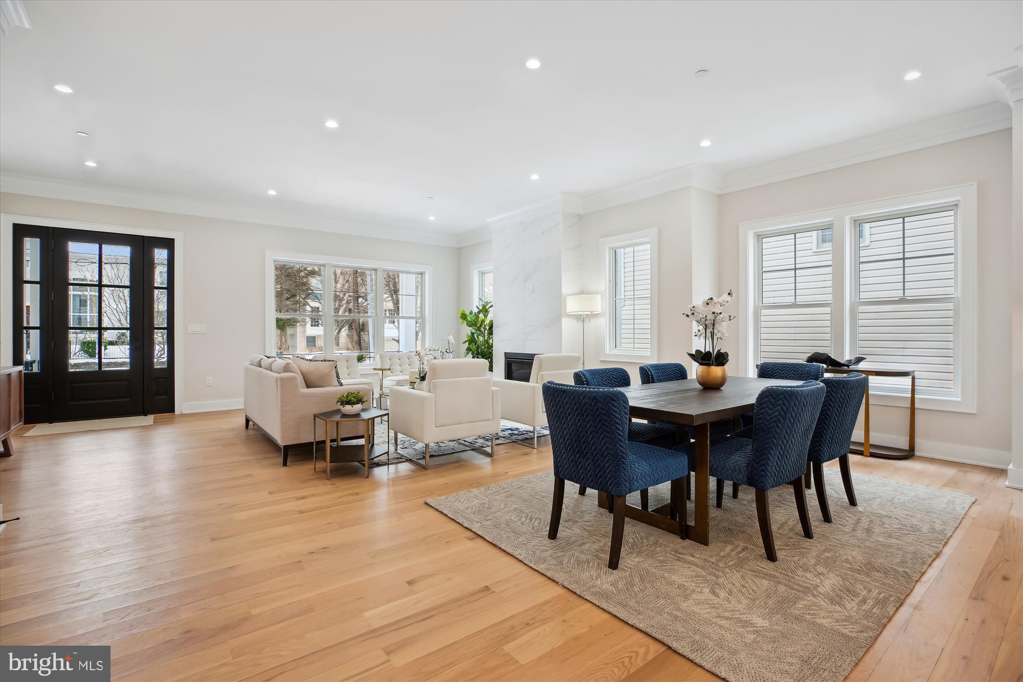 KENSINGTON HEIGHTS - Residential