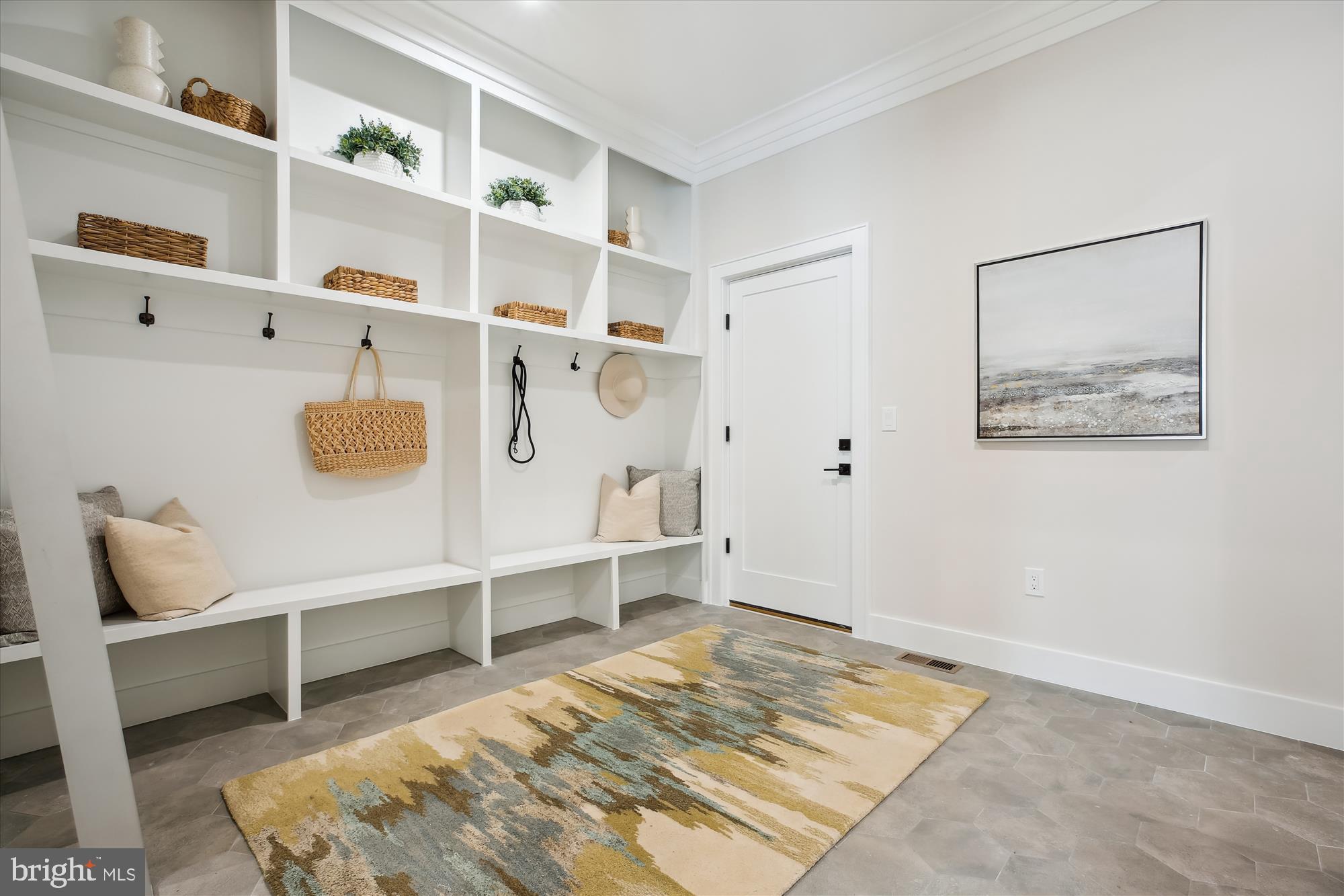 KENSINGTON HEIGHTS - Residential