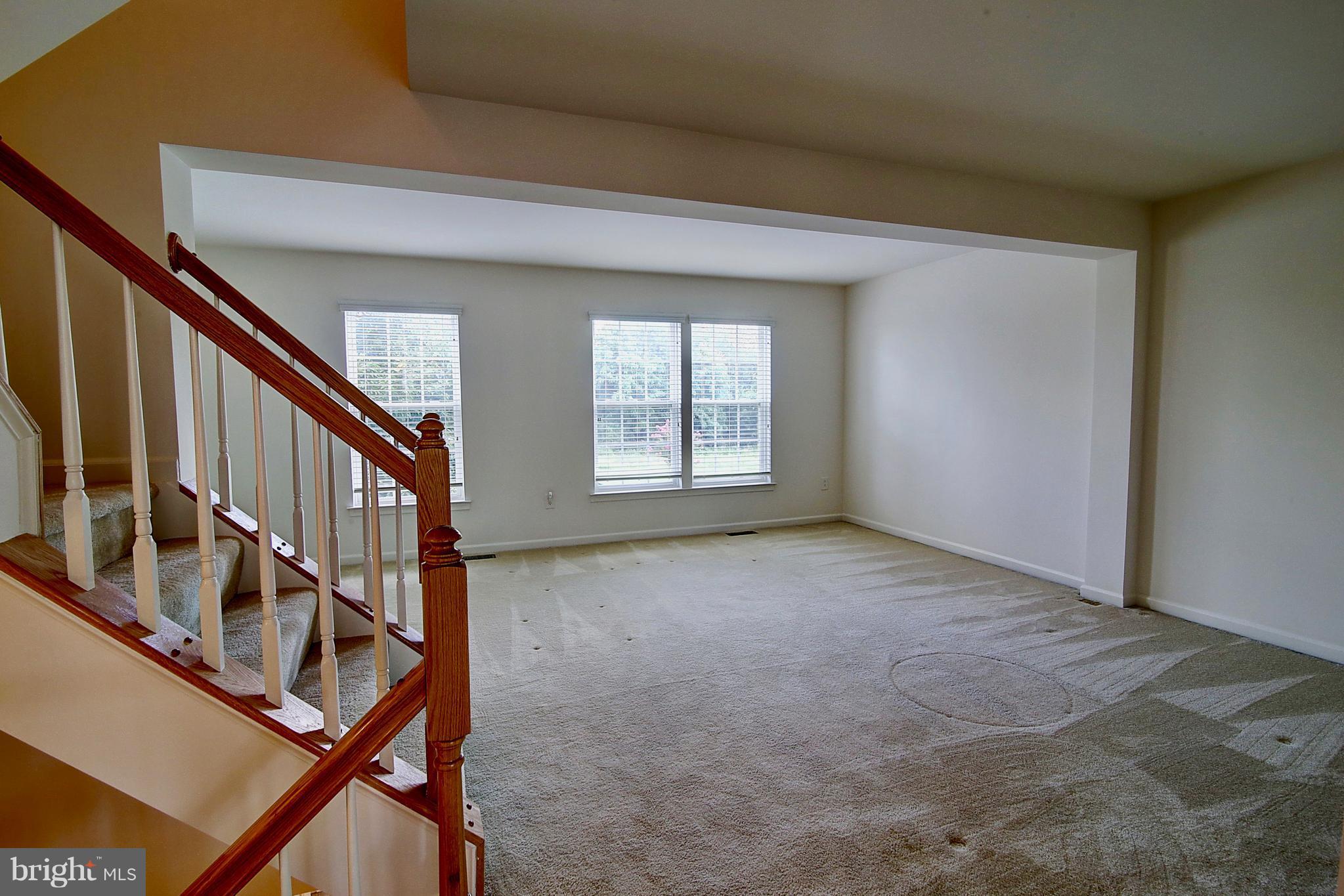 LAKELAND PLACE - Residential