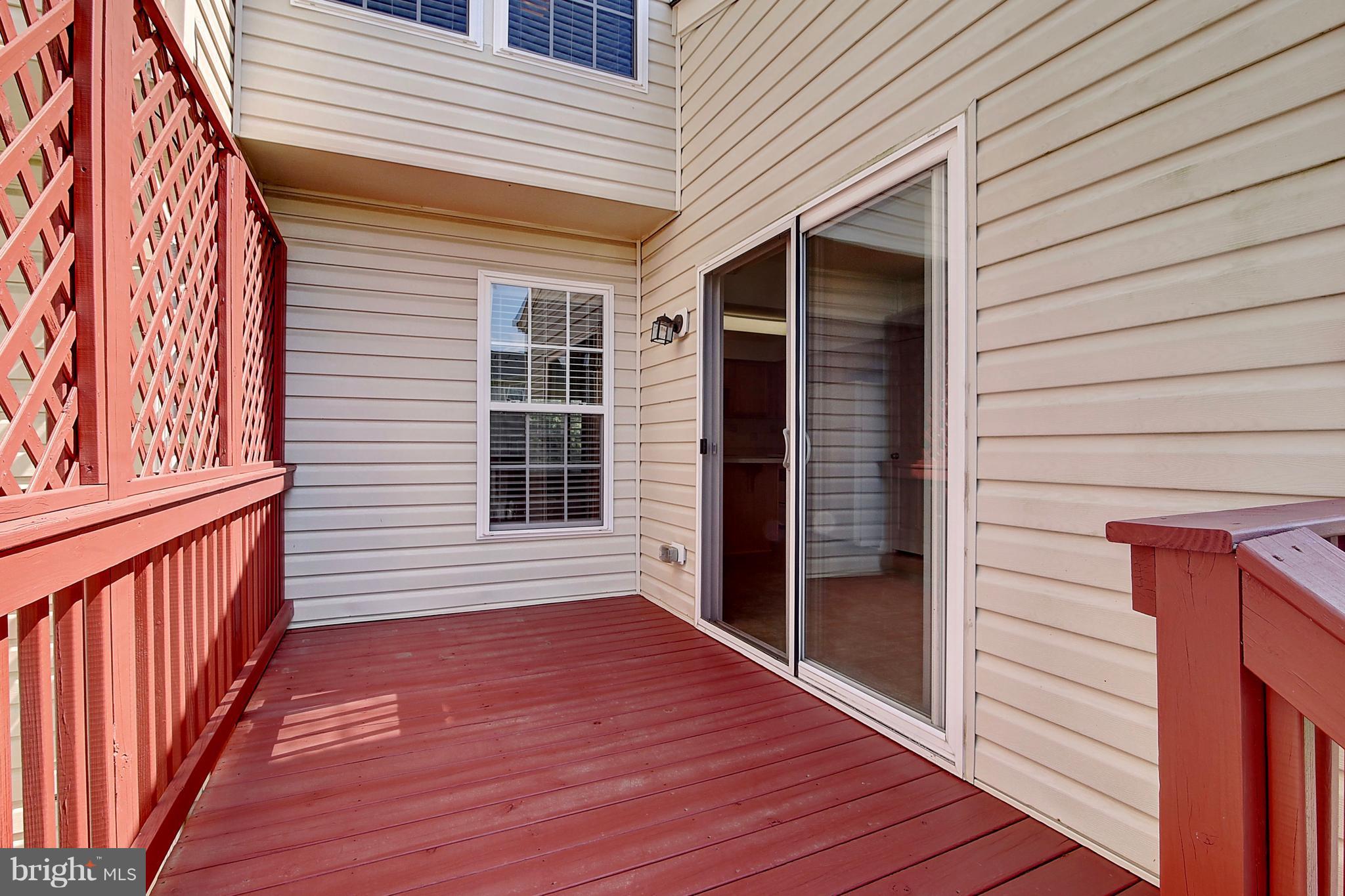 LAKELAND PLACE - Residential