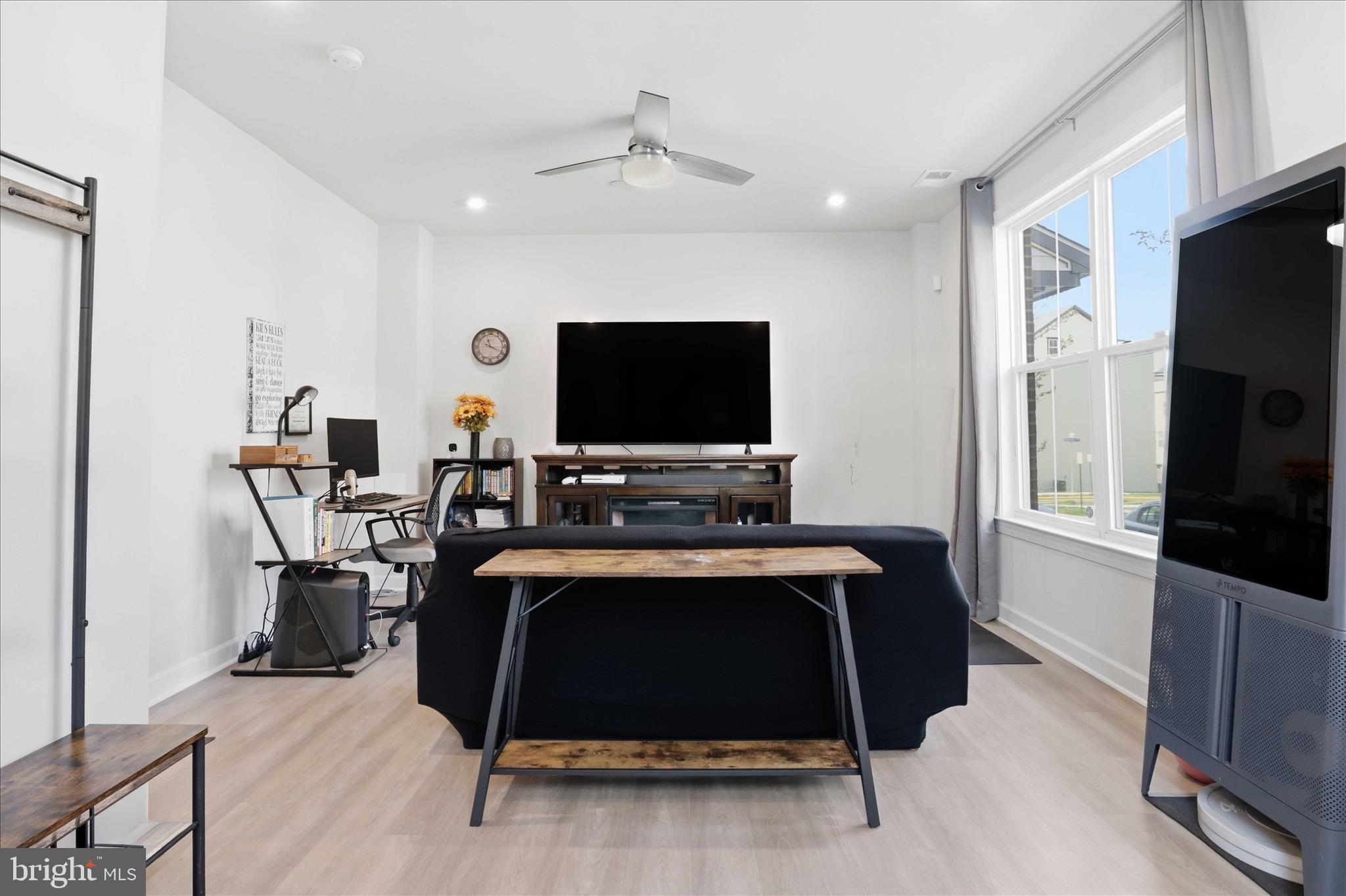 NORTH HILL - Residential