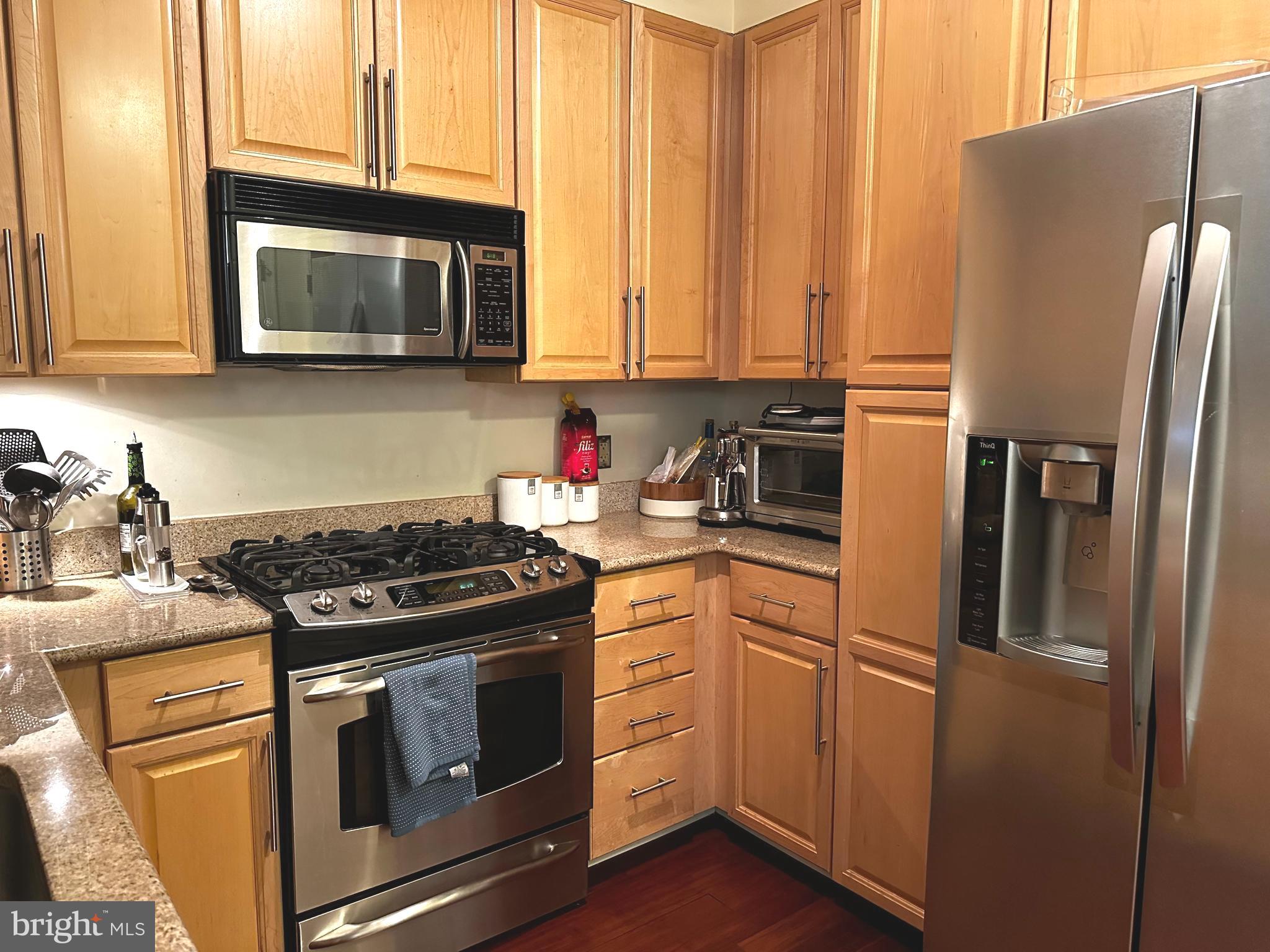 MERCER - Residential Lease