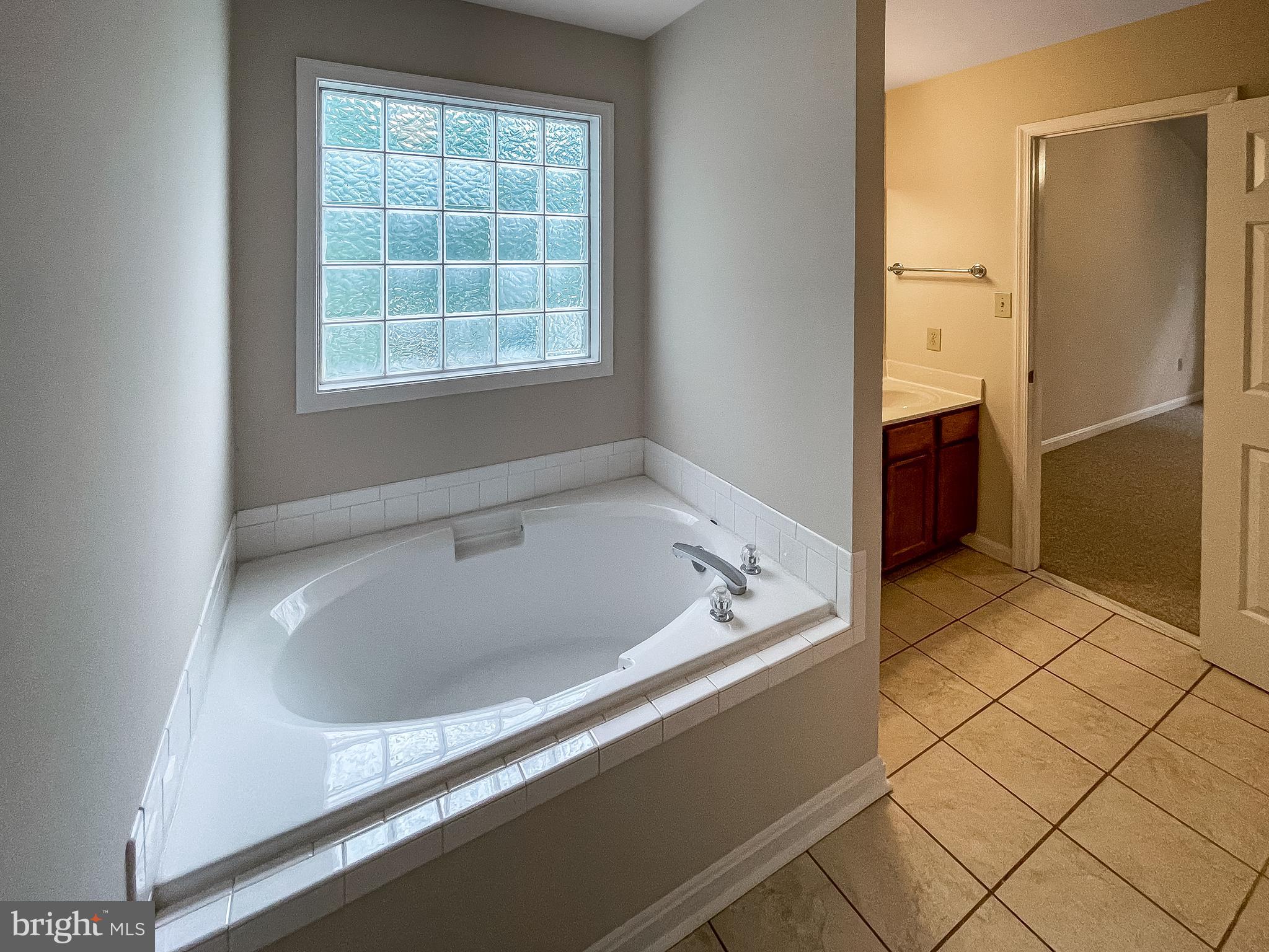 CEDAR RIDGE - Residential