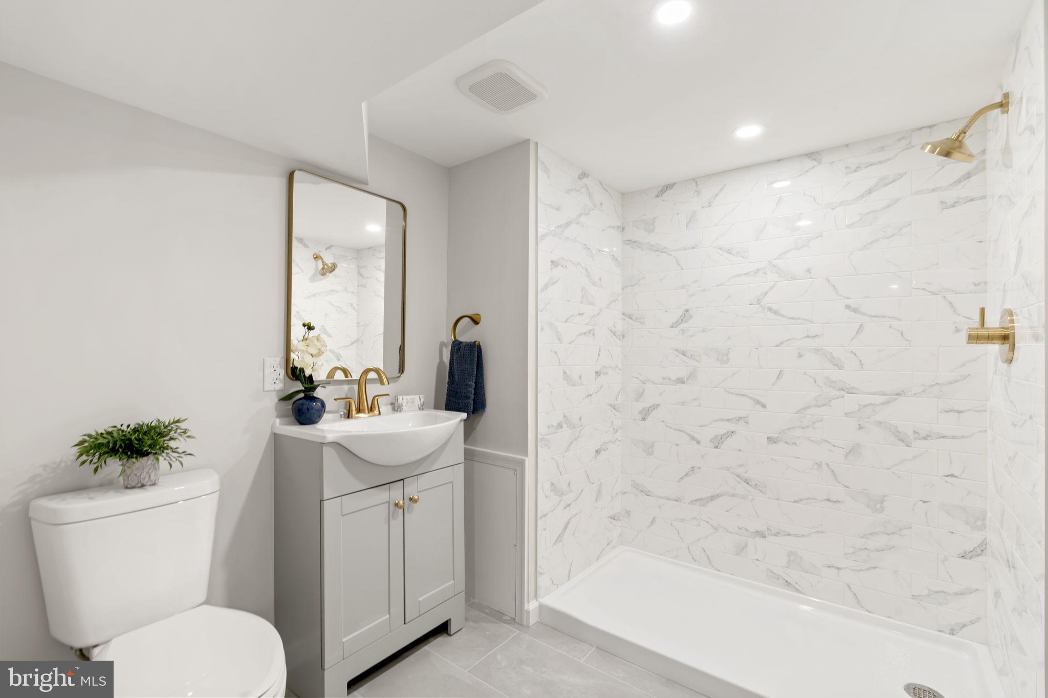 RIDLEY FARMS - Residential