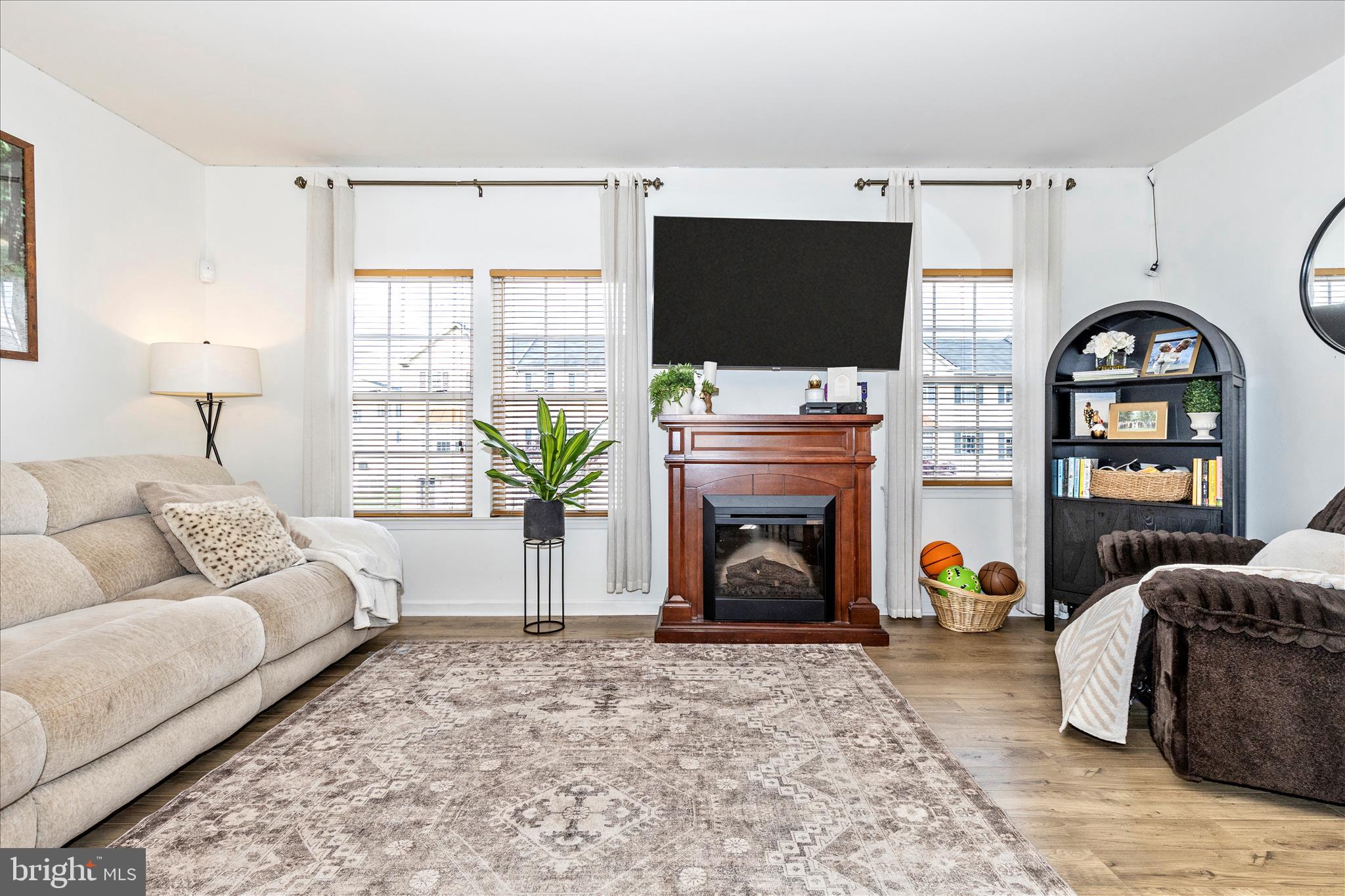 BROOKFIELD - Residential