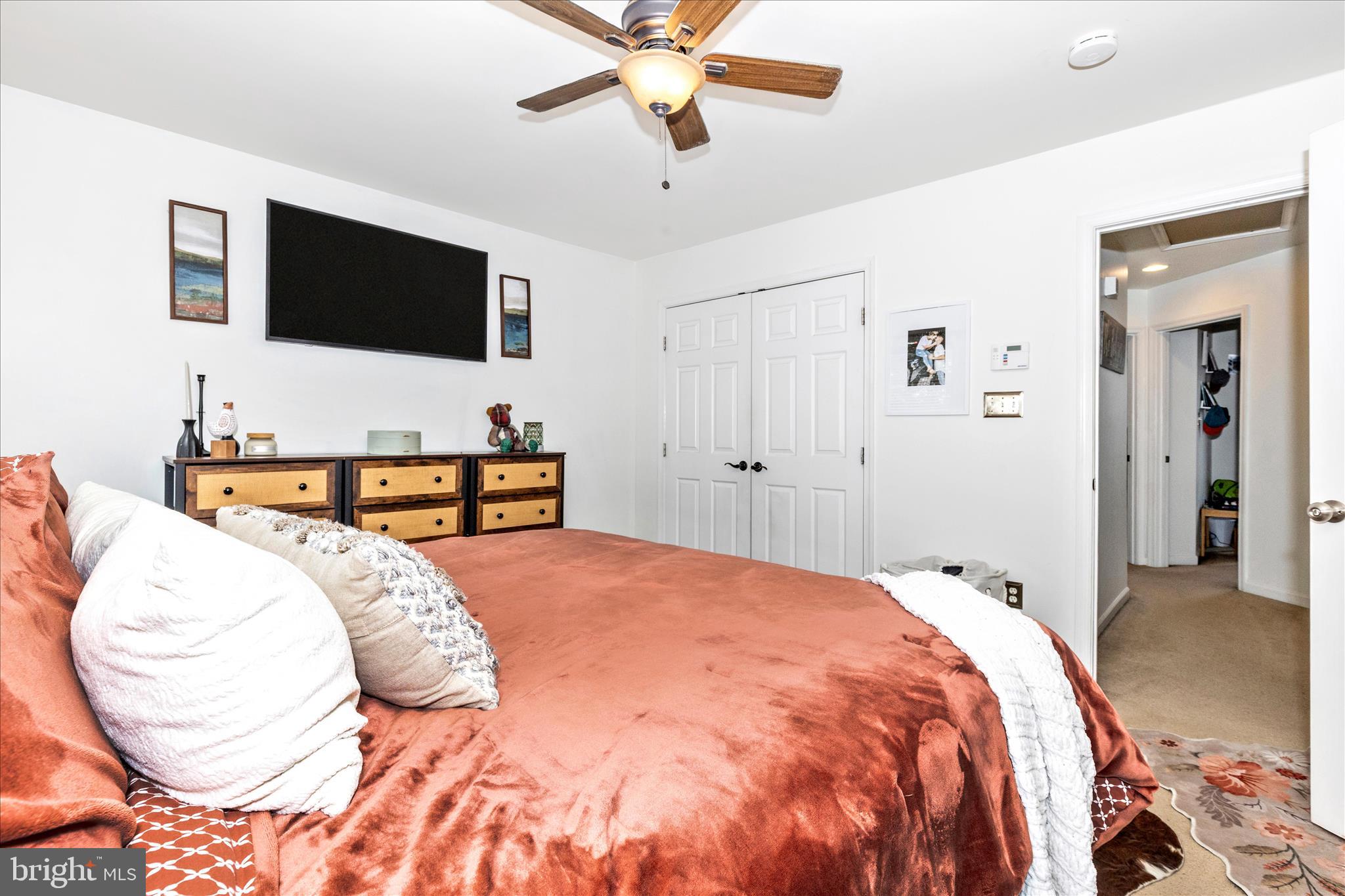 BROOKFIELD - Residential