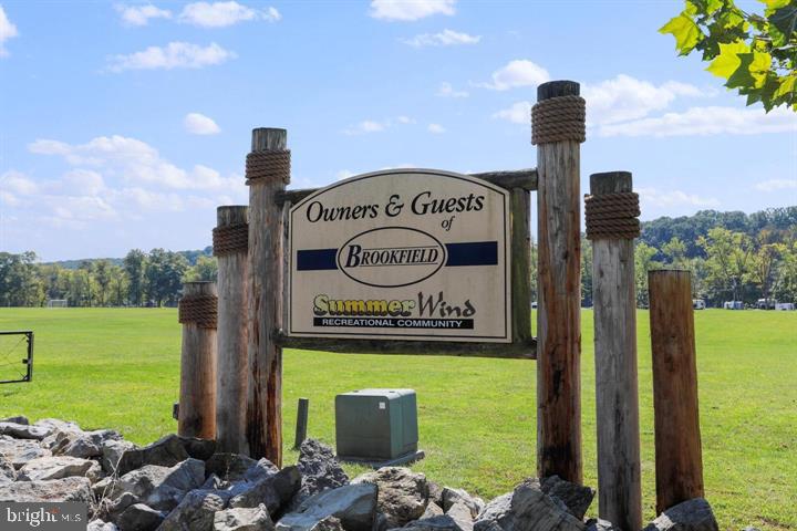 BROOKFIELD - Residential