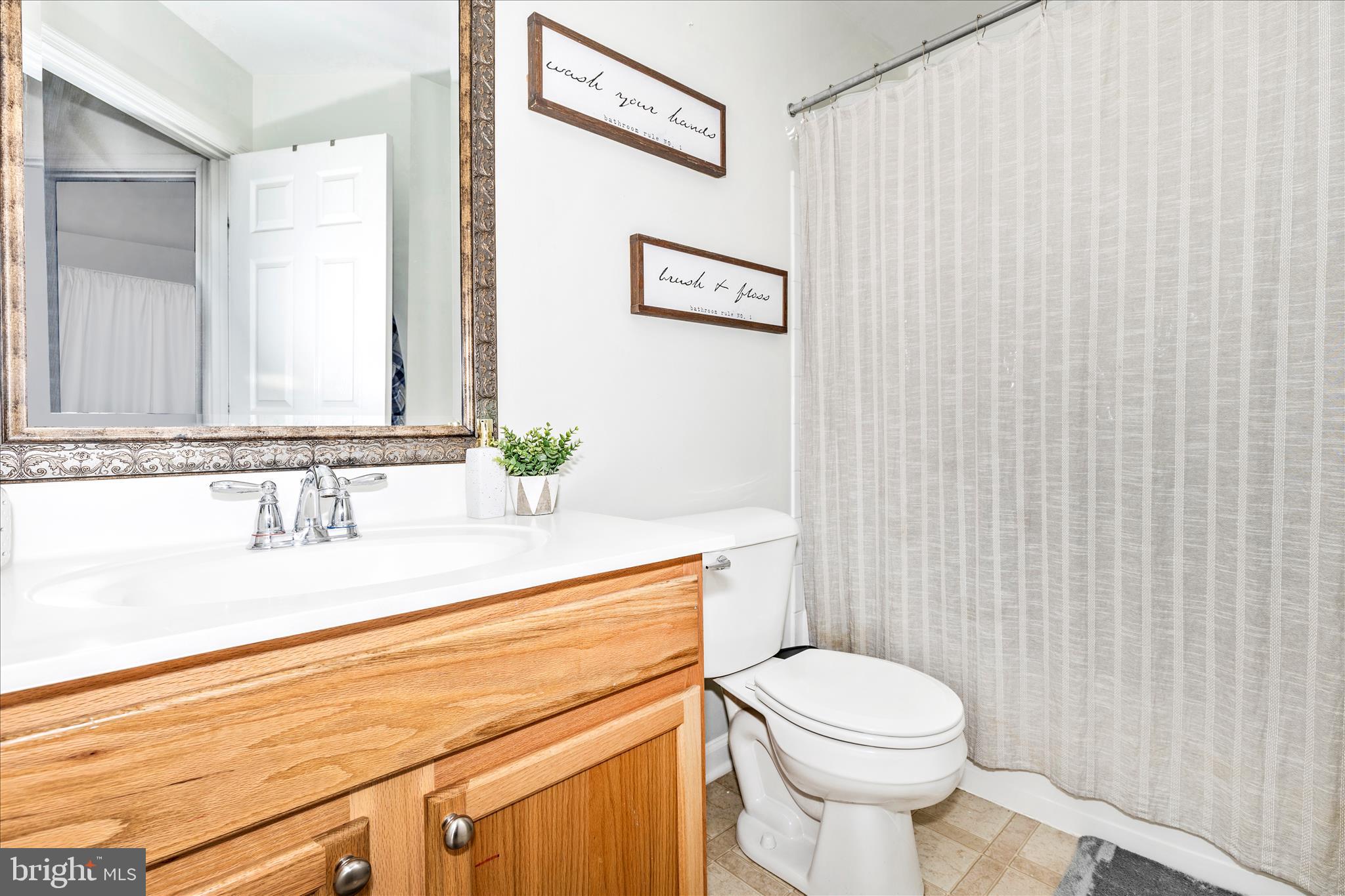 BROOKFIELD - Residential