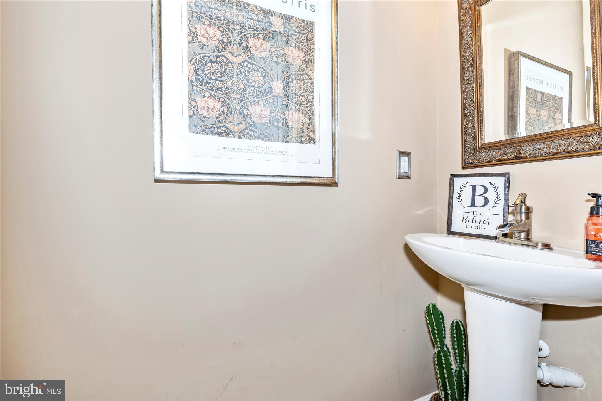 BROOKFIELD - Residential