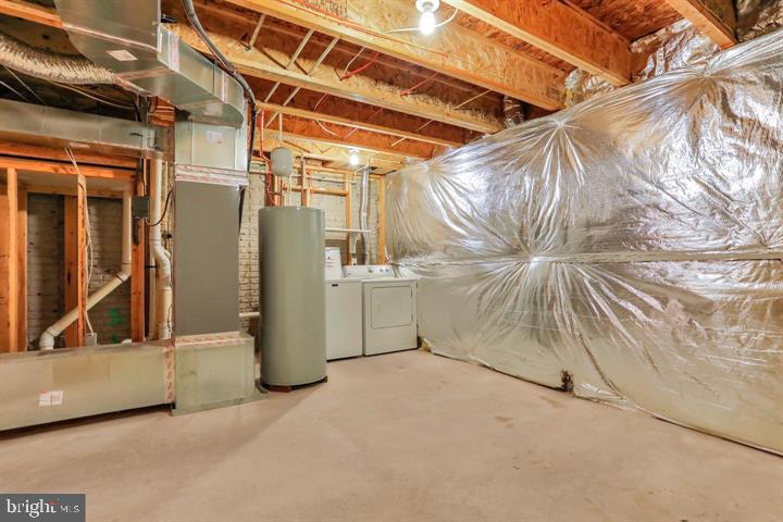 BROOKFIELD - Residential