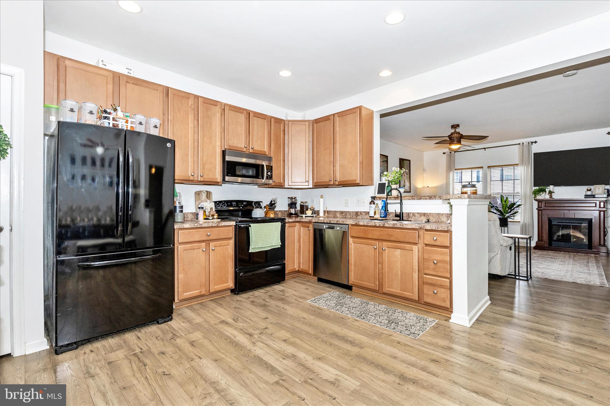 BROOKFIELD - Residential