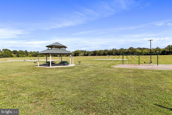 BROOKFIELD - Residential