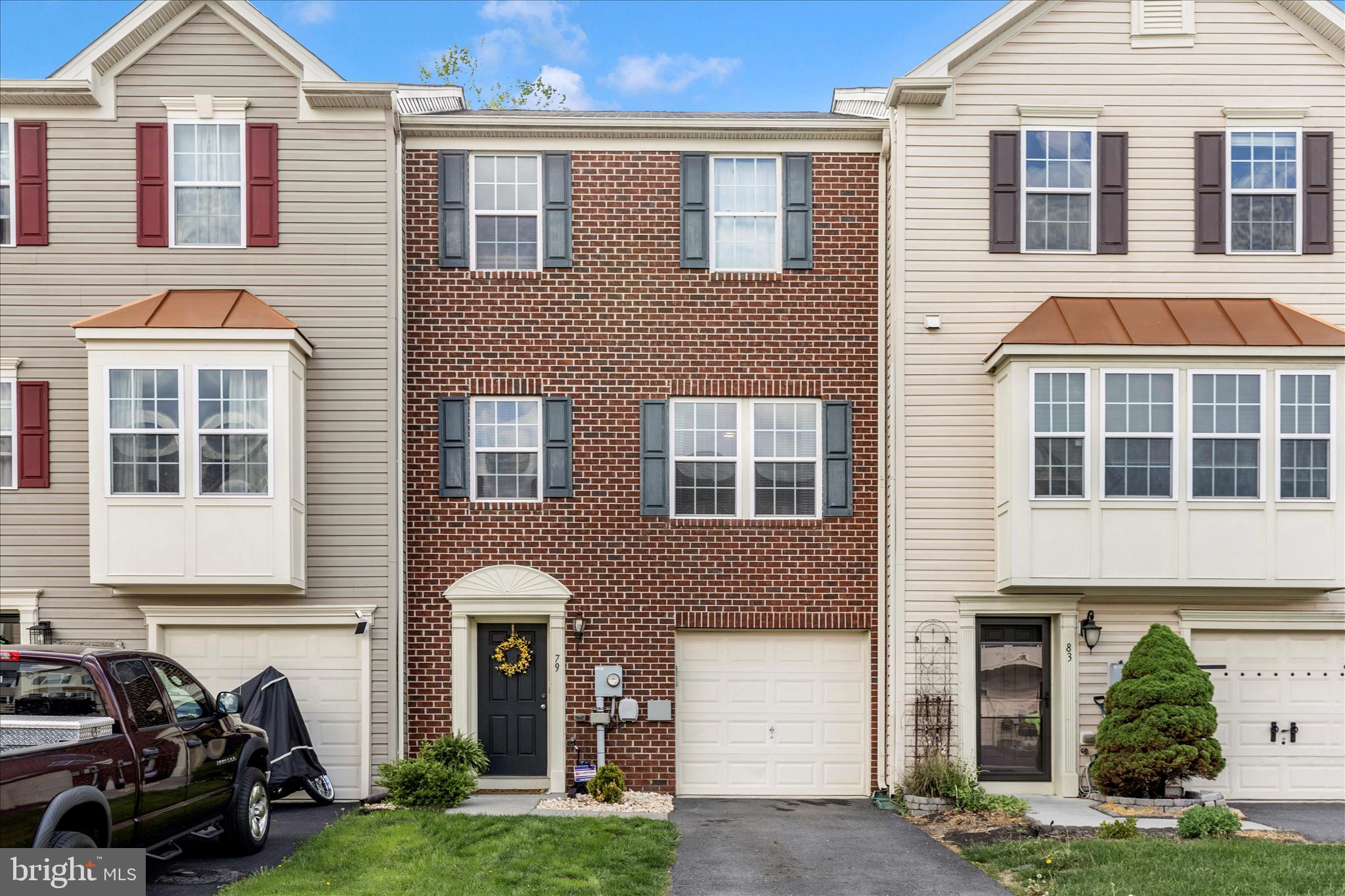 BROOKFIELD - Residential