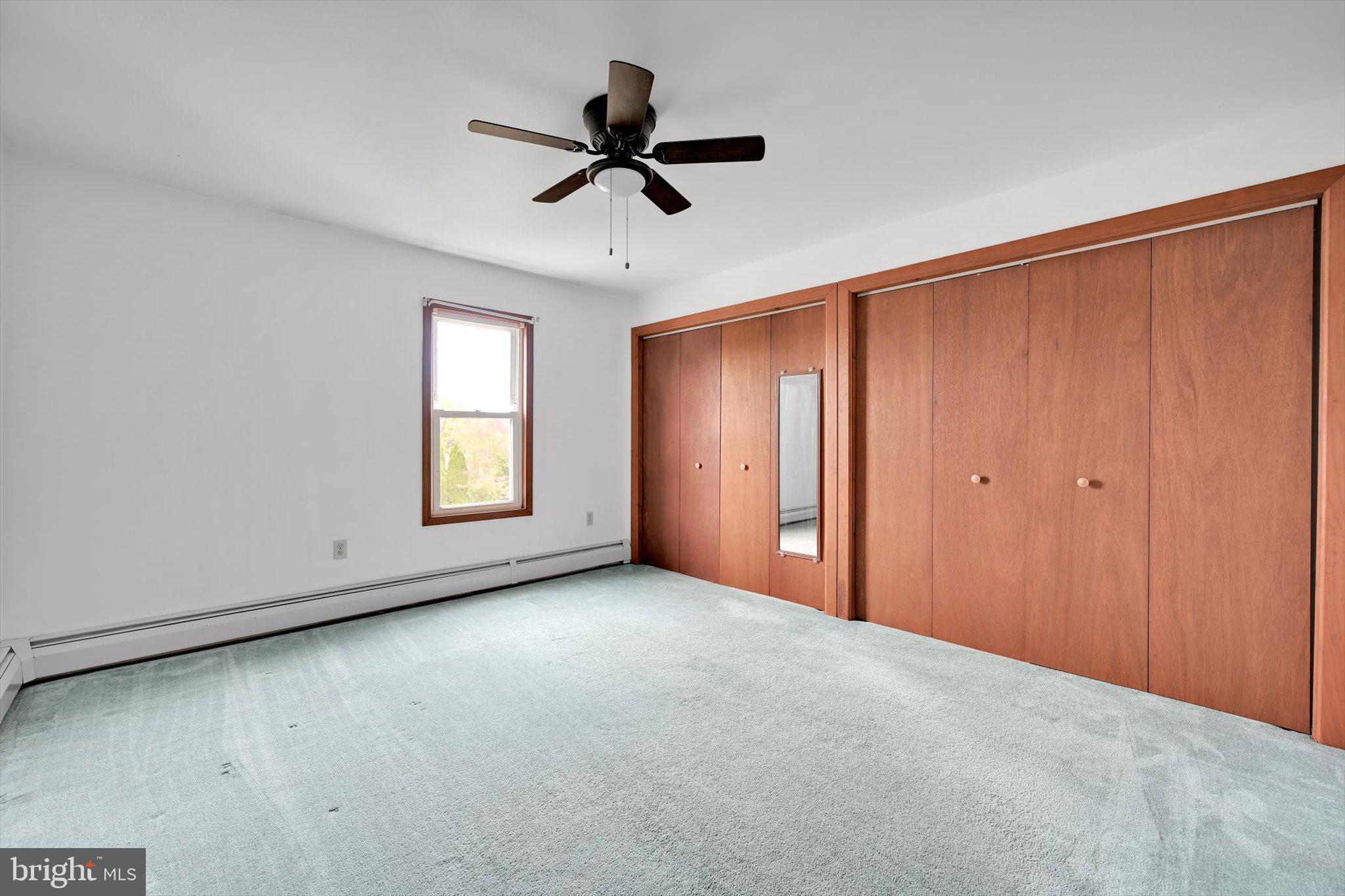 NEW MINERSVILLE - Residential