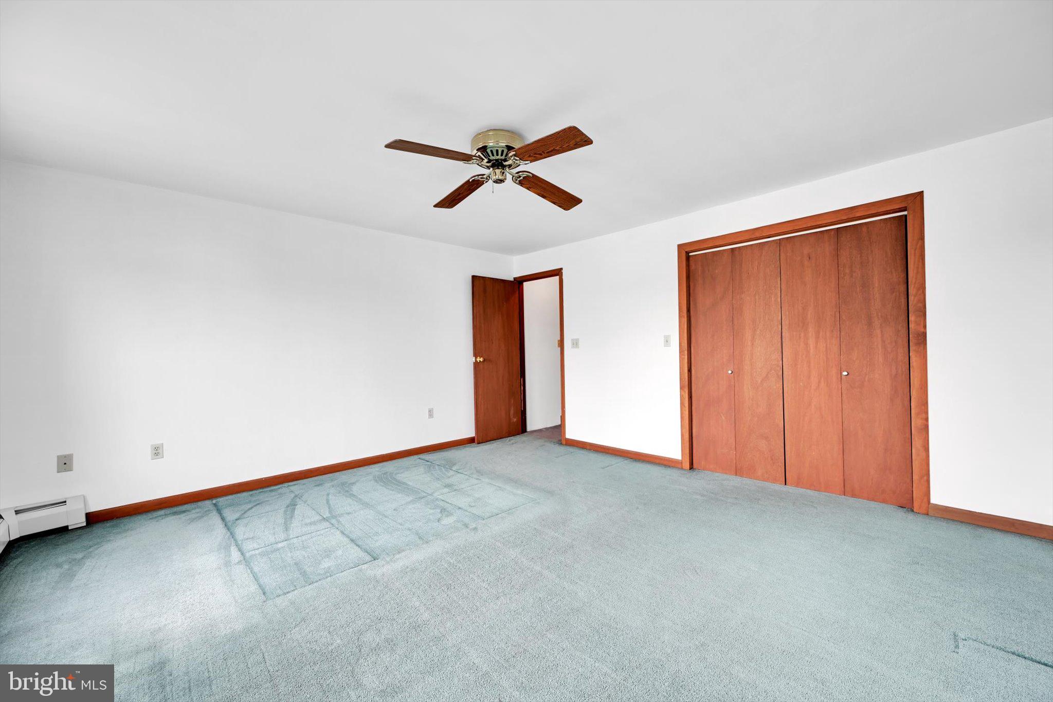 NEW MINERSVILLE - Residential