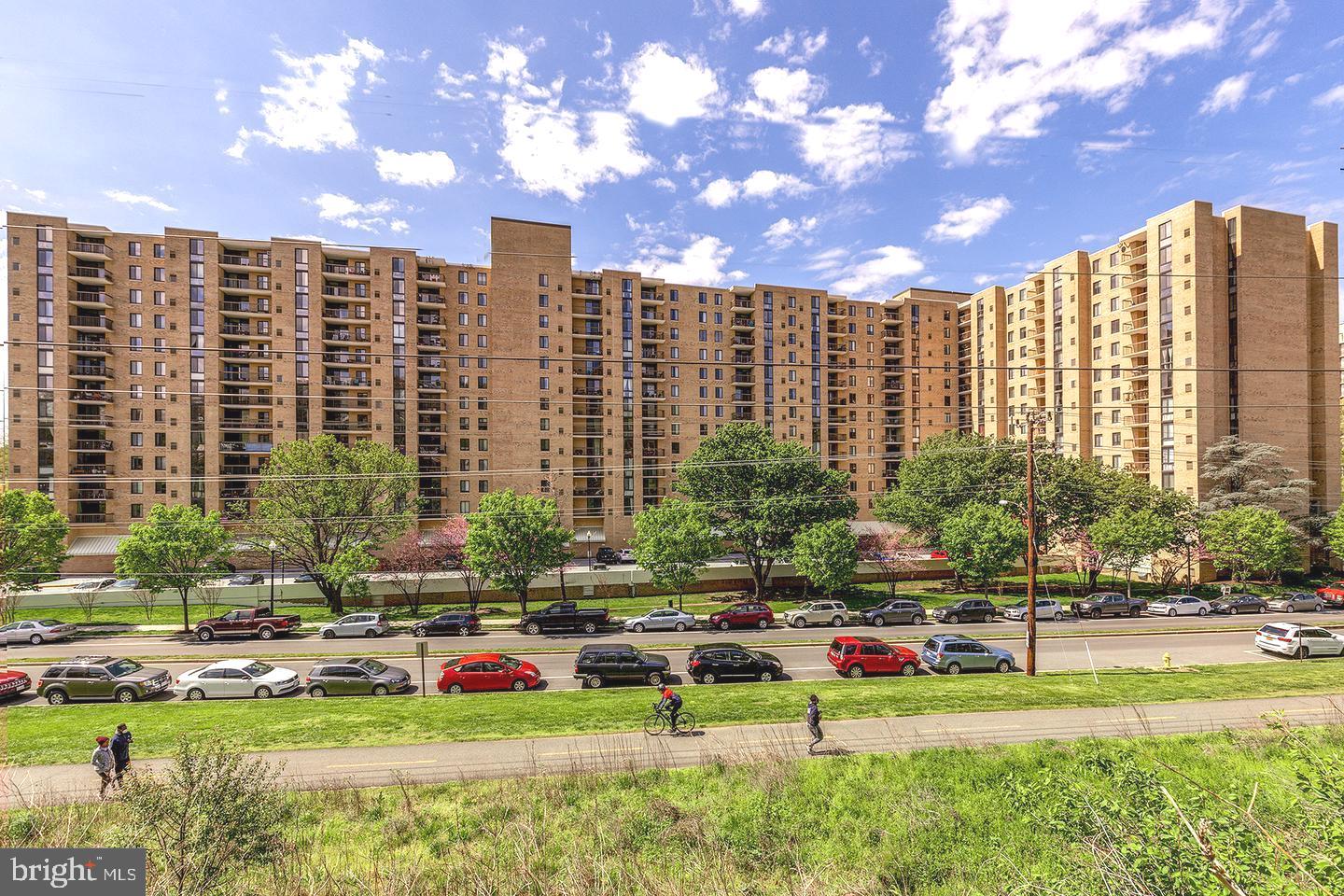 THE BRITTANY - Residential