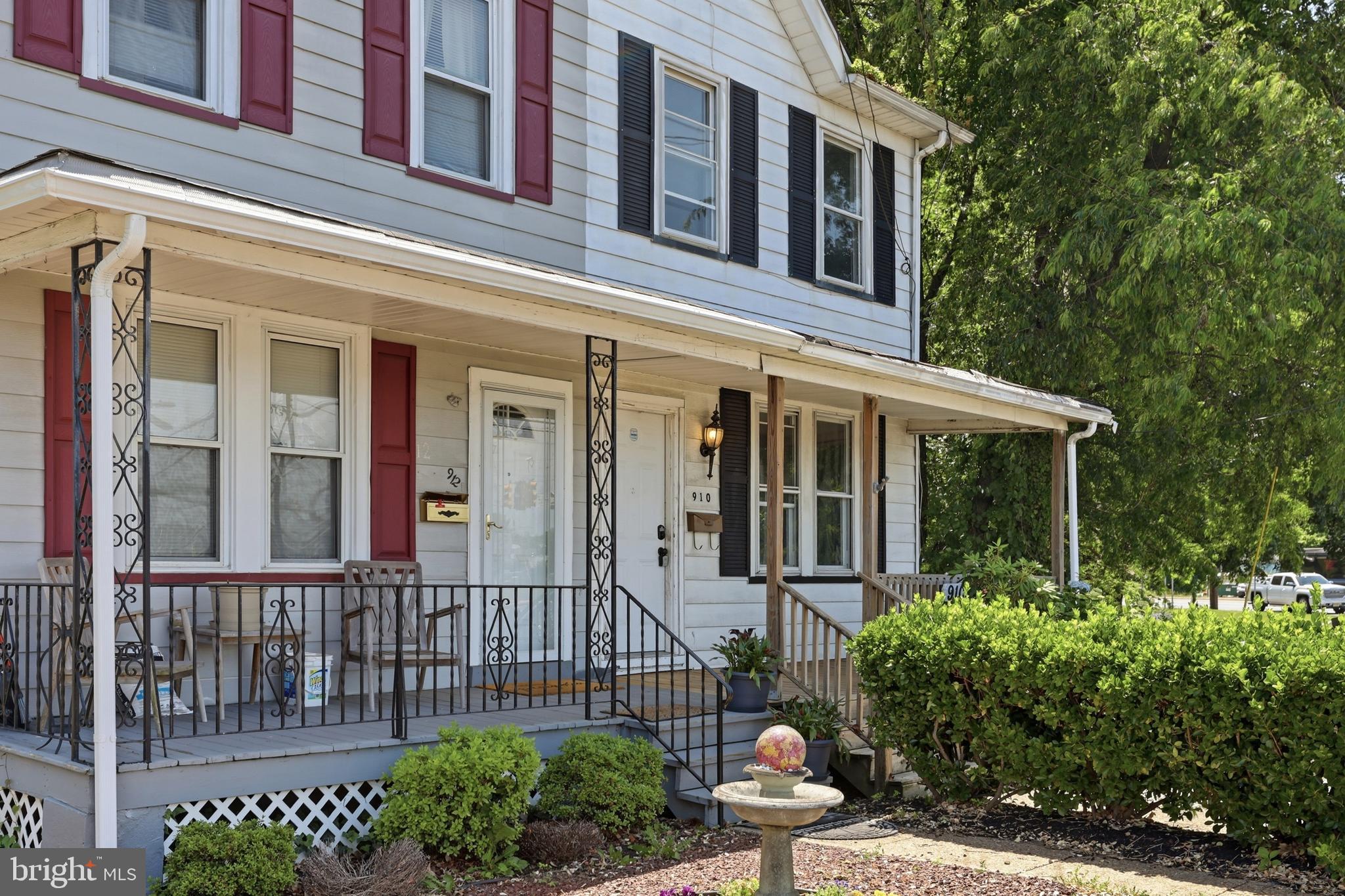 910 COLUMBUS ROAD