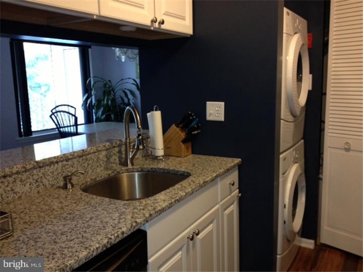 CROWN POINTE - Residential Lease