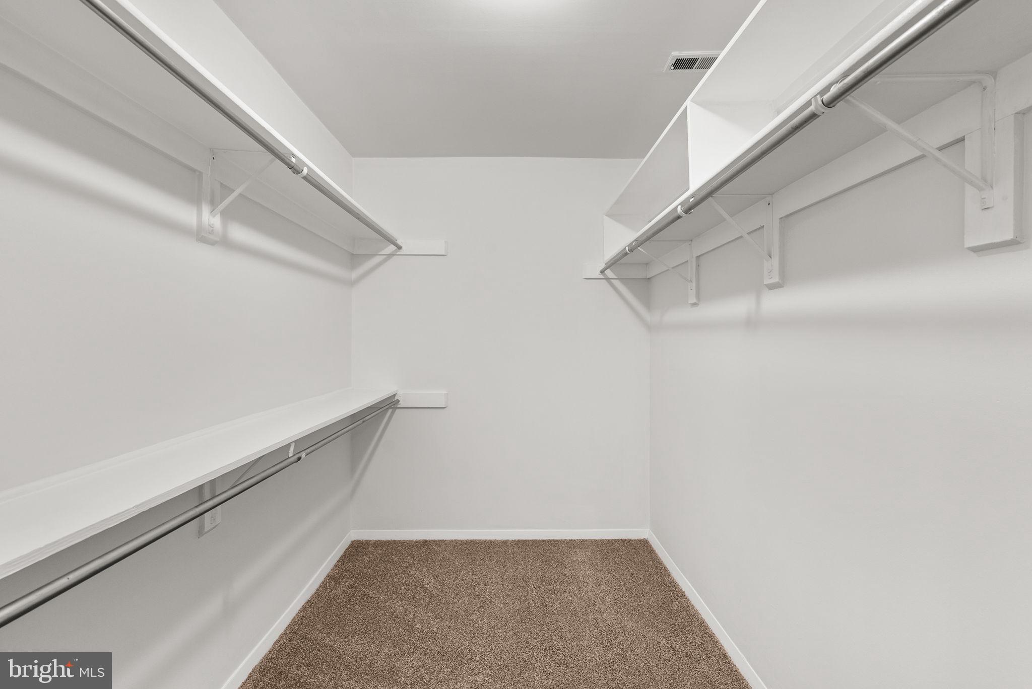 GEORGETOWN VILLAGE - Residential Lease