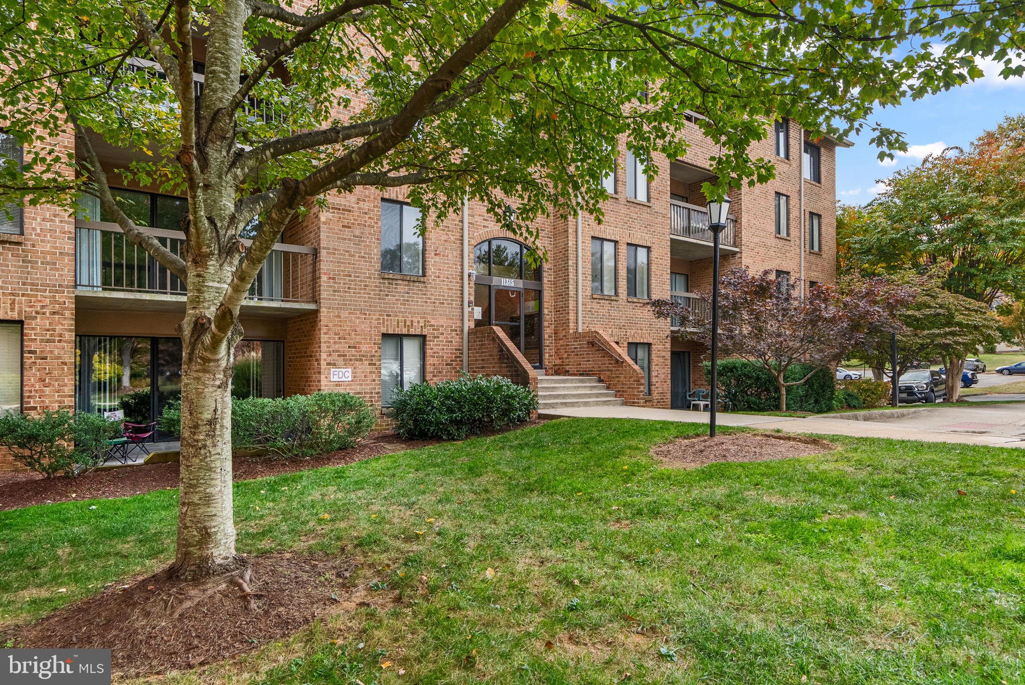 GEORGETOWN VILLAGE - Residential Lease